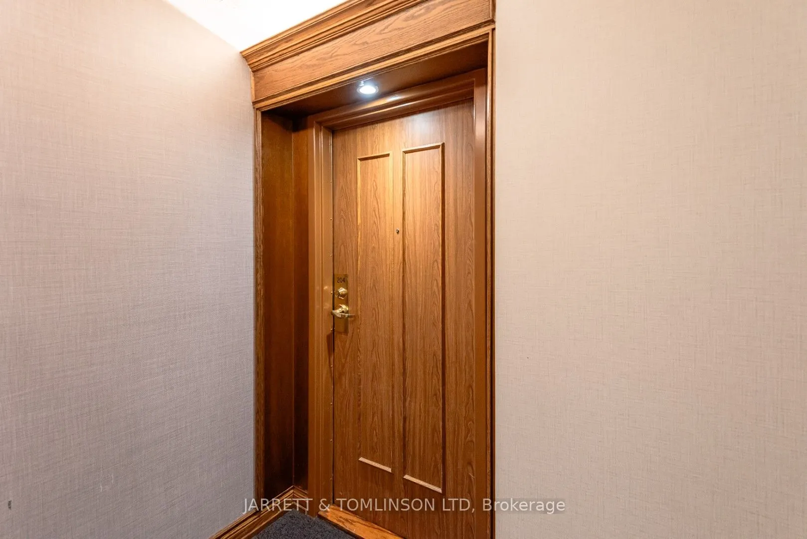 100 Observatory Lane E, #204