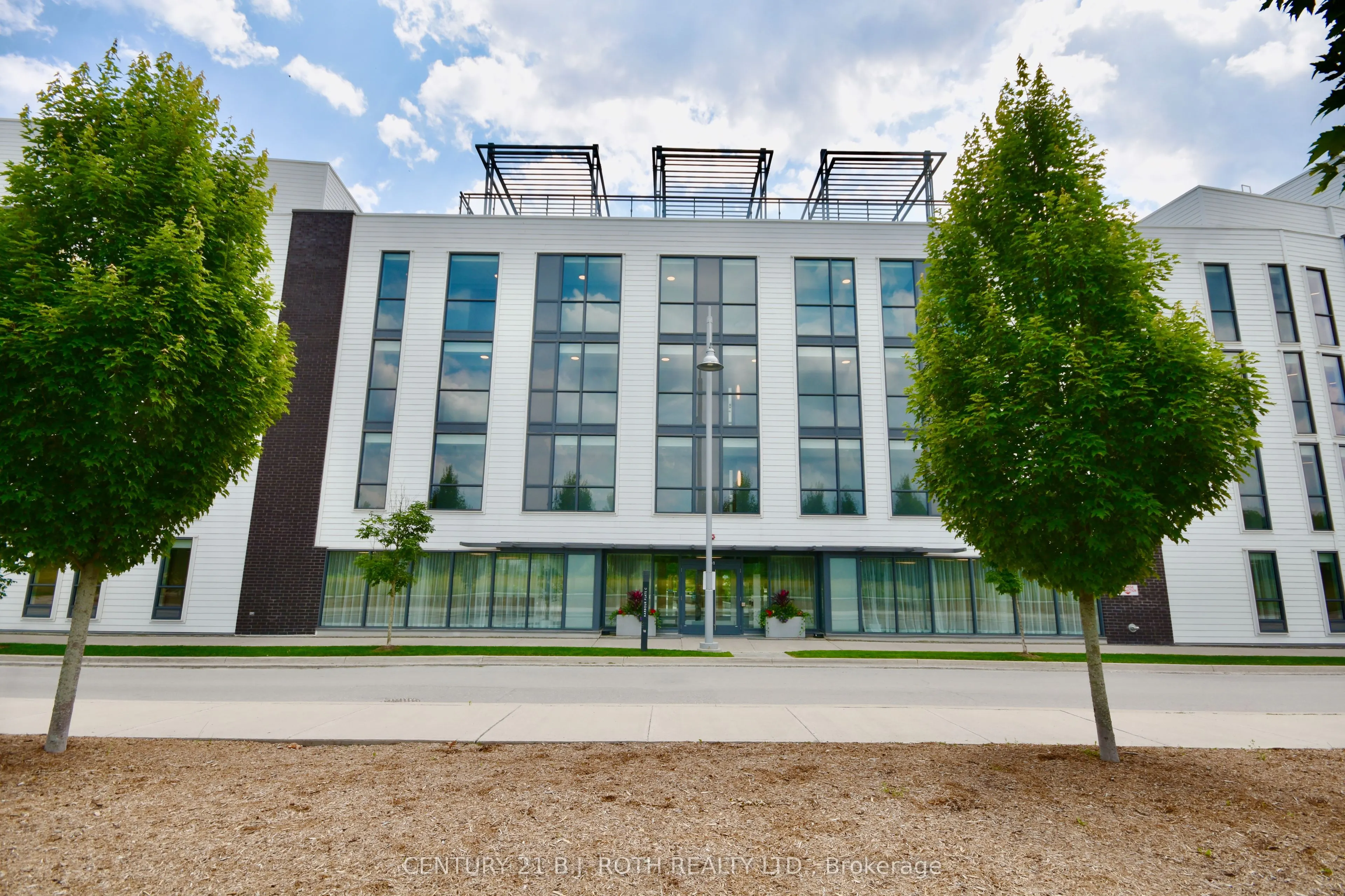 271 Sea Ray Avenue, #B317