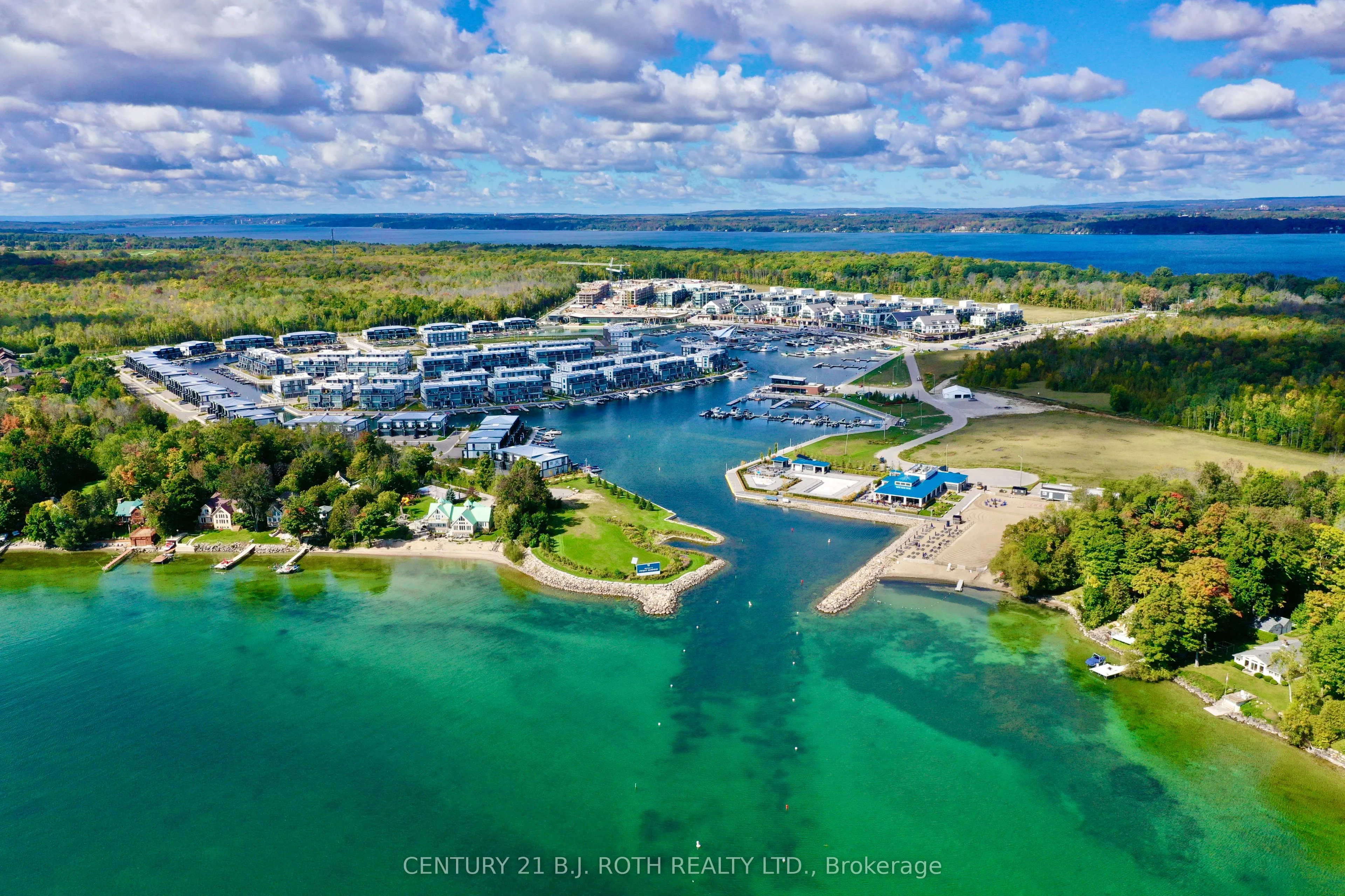 271 Sea Ray Avenue, #B317