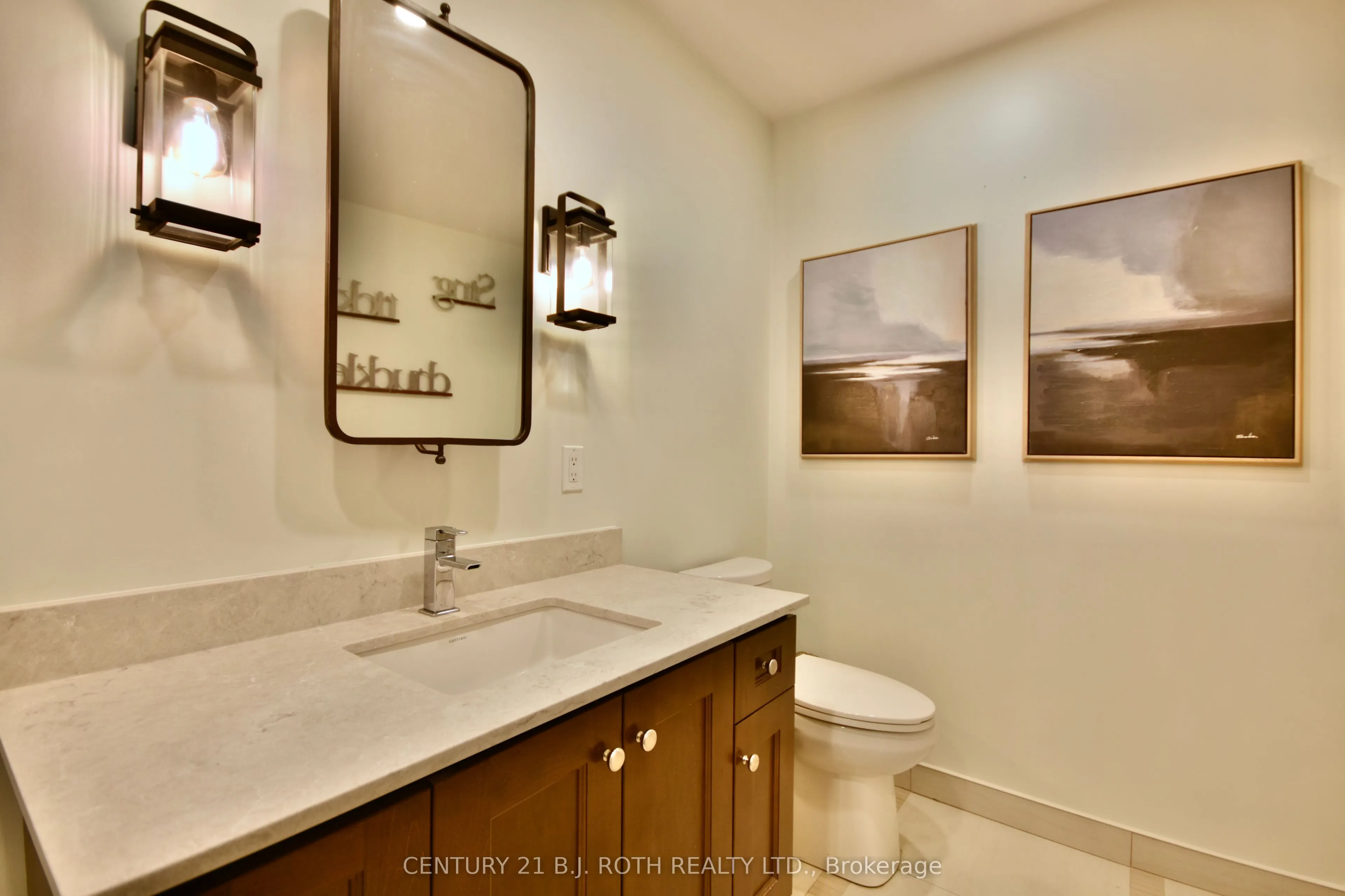 271 Sea Ray Avenue, #B317