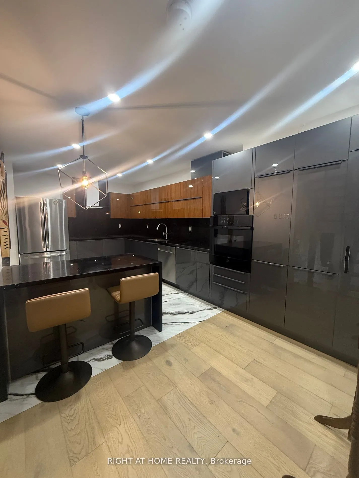 287 milestone Crescent, #287