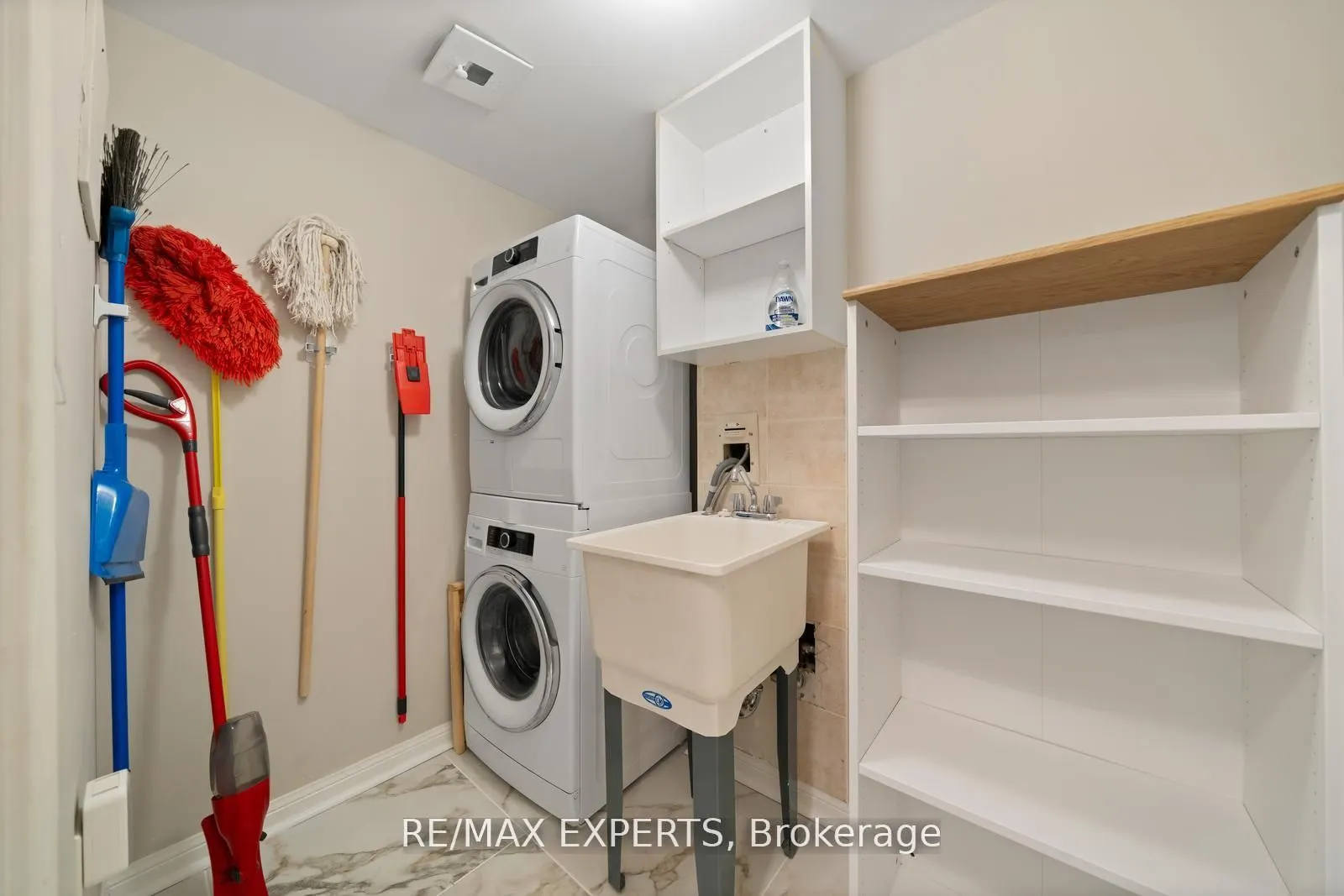 2500 Rutherford Road, #213