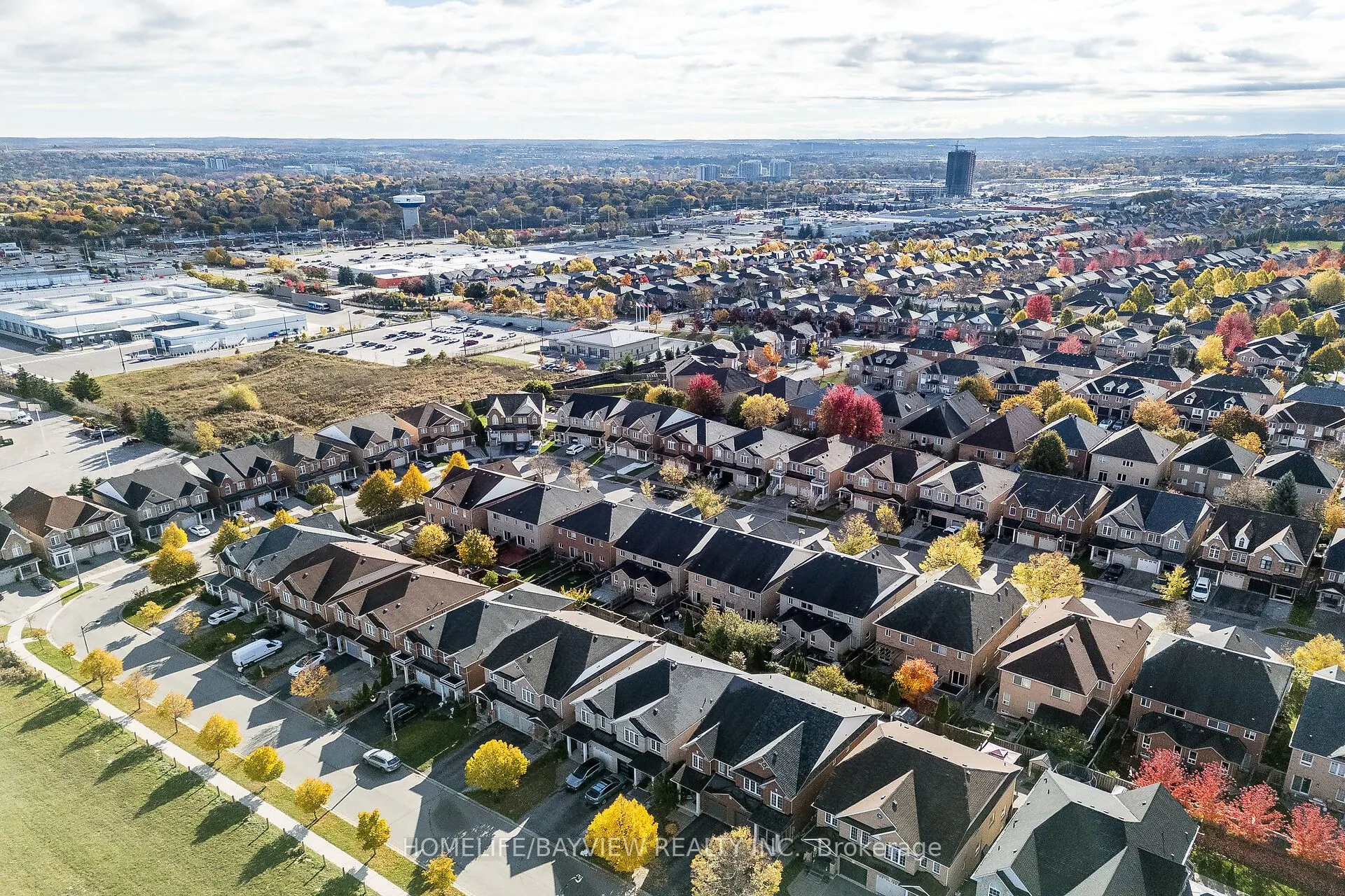 61 Four Seasons Crescent