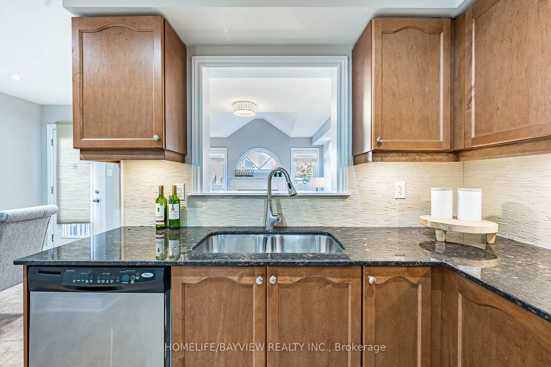 61 Four Seasons Crescent