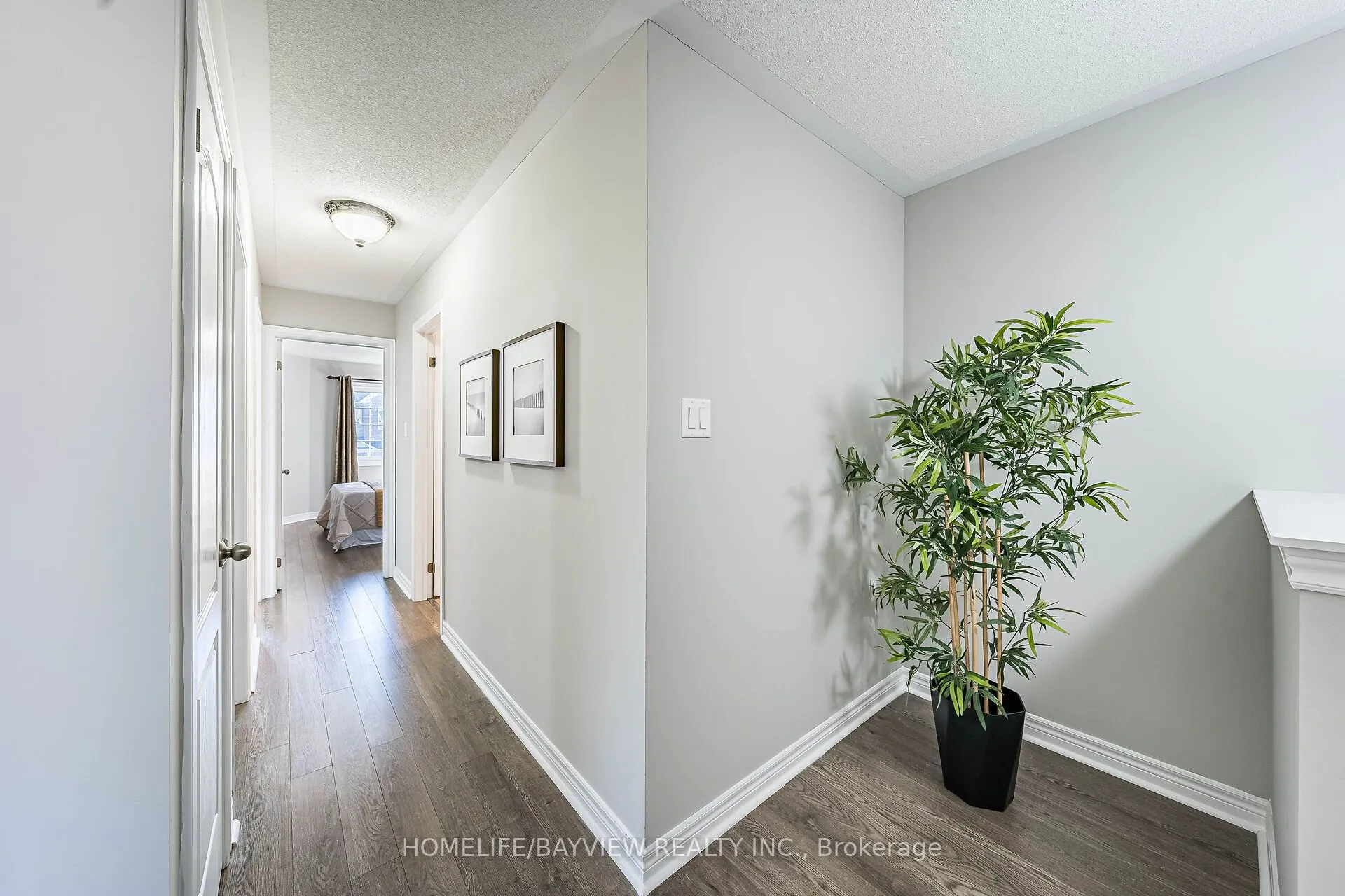 61 Four Seasons Crescent