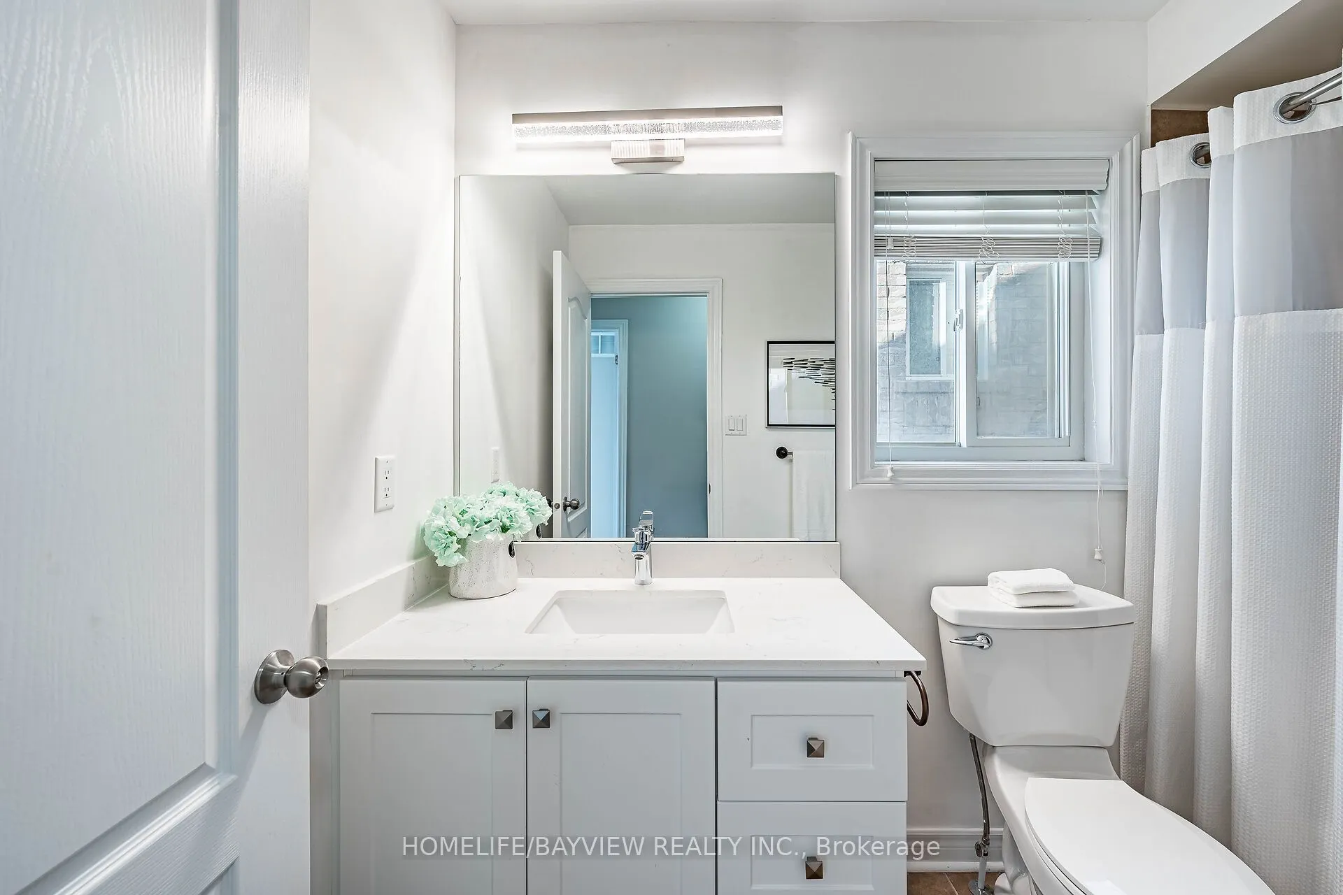 61 Four Seasons Crescent