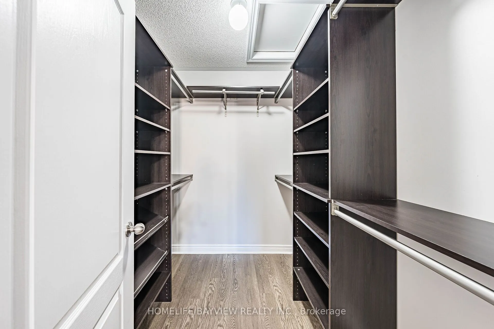 61 Four Seasons Crescent