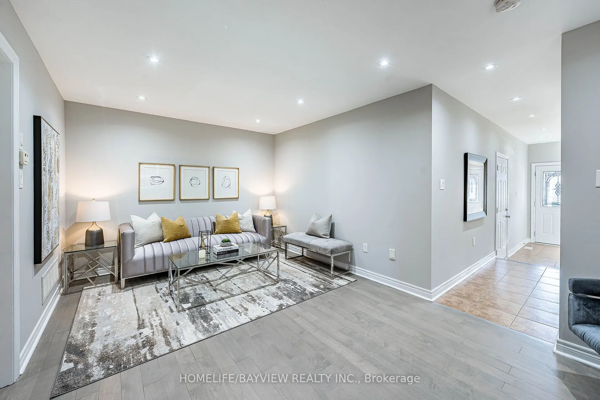 61 Four Seasons Crescent