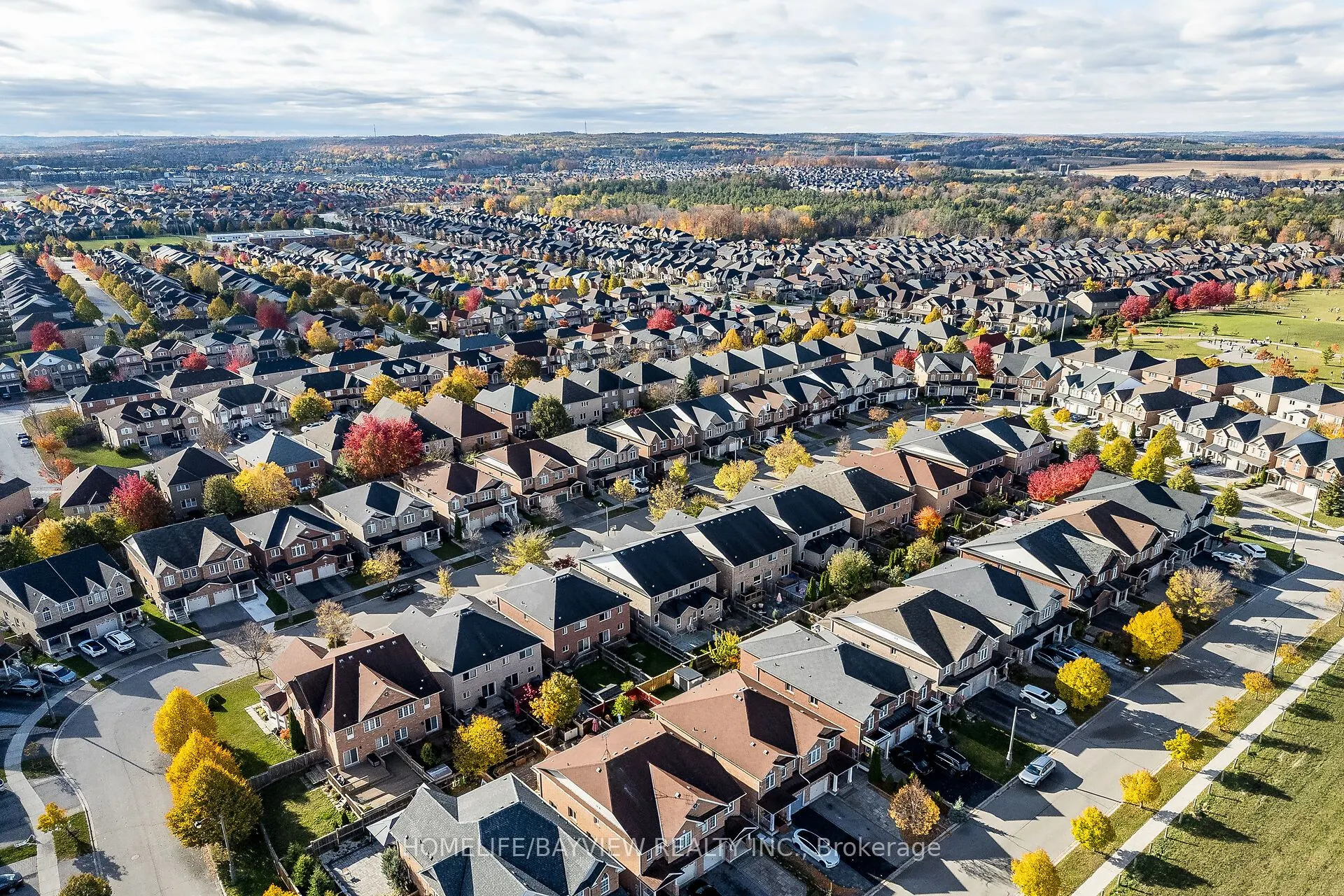 61 Four Seasons Crescent