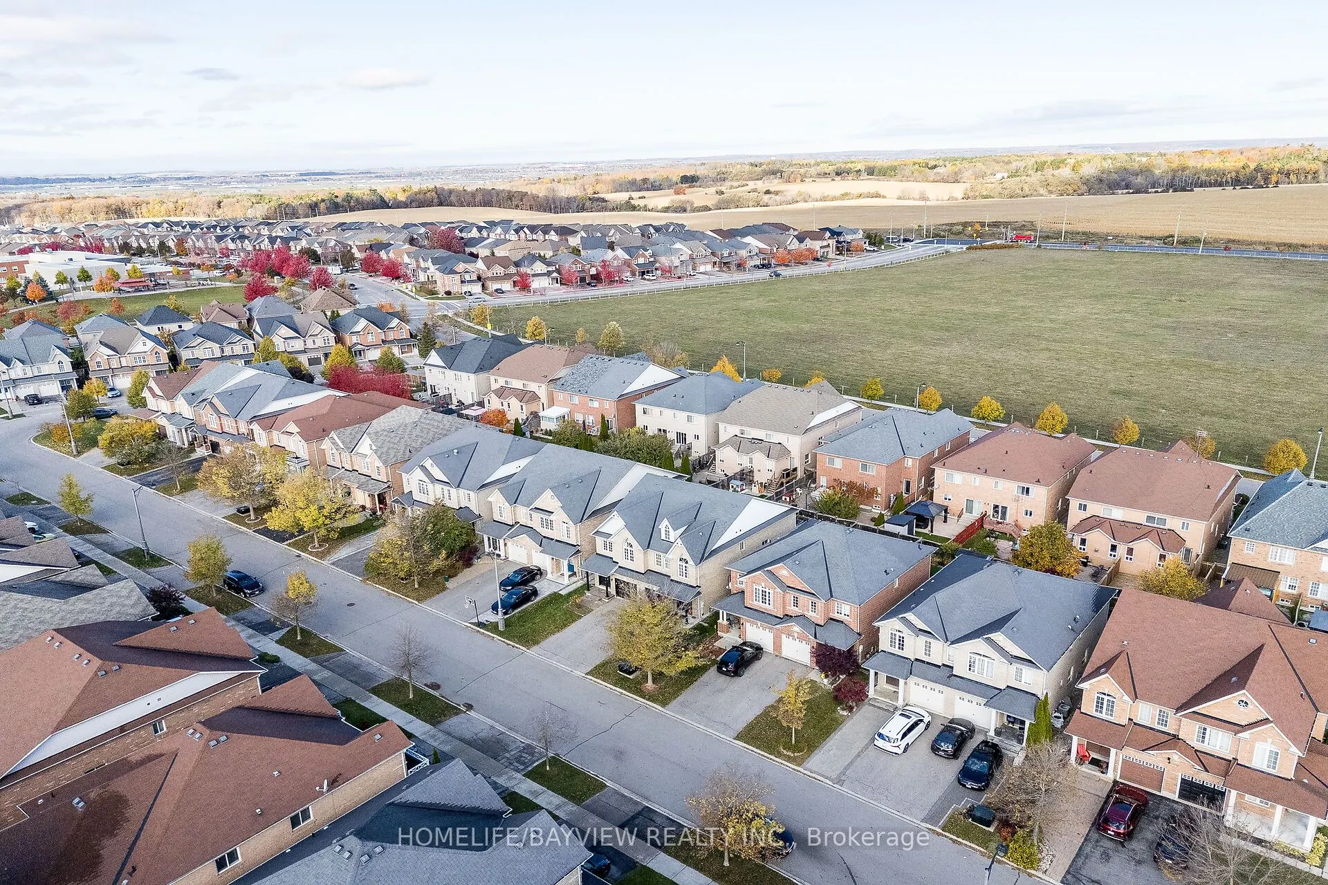 61 Four Seasons Crescent