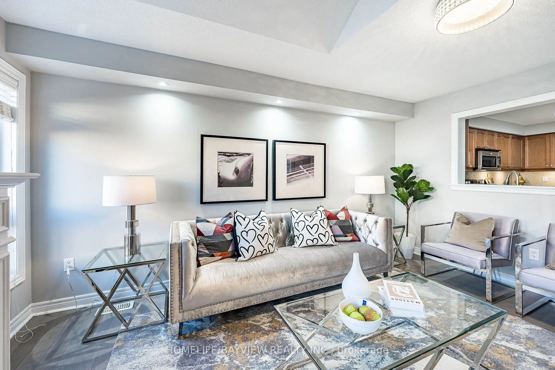 61 Four Seasons Crescent