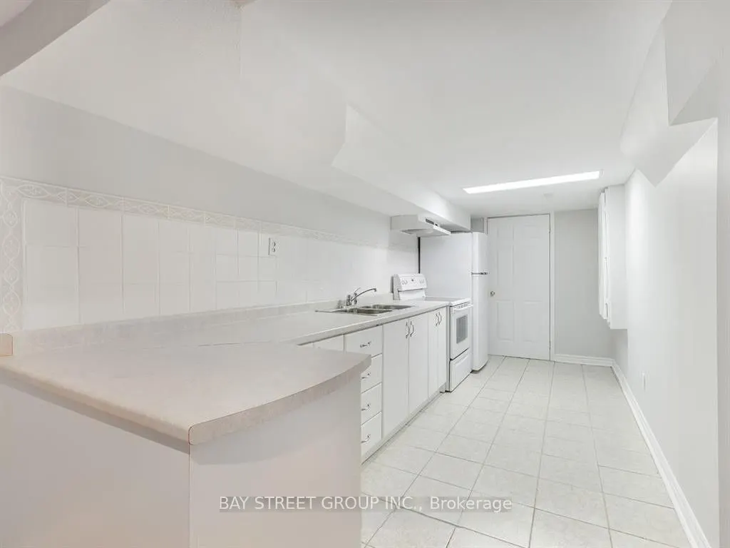 81 Village Vista Way