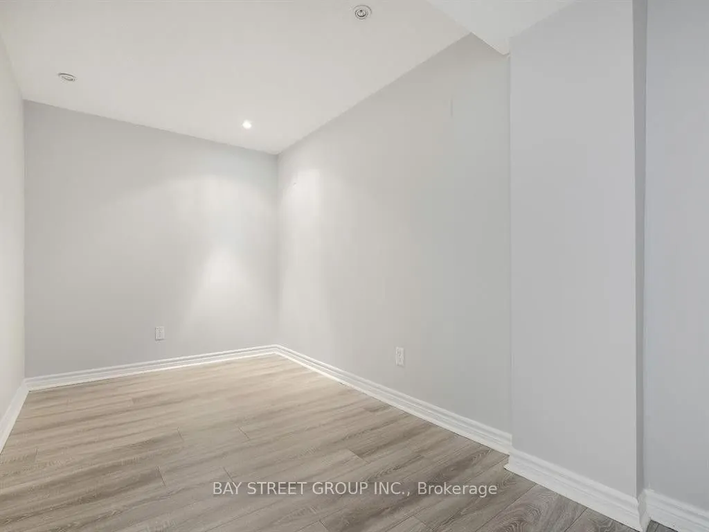 81 Village Vista Way