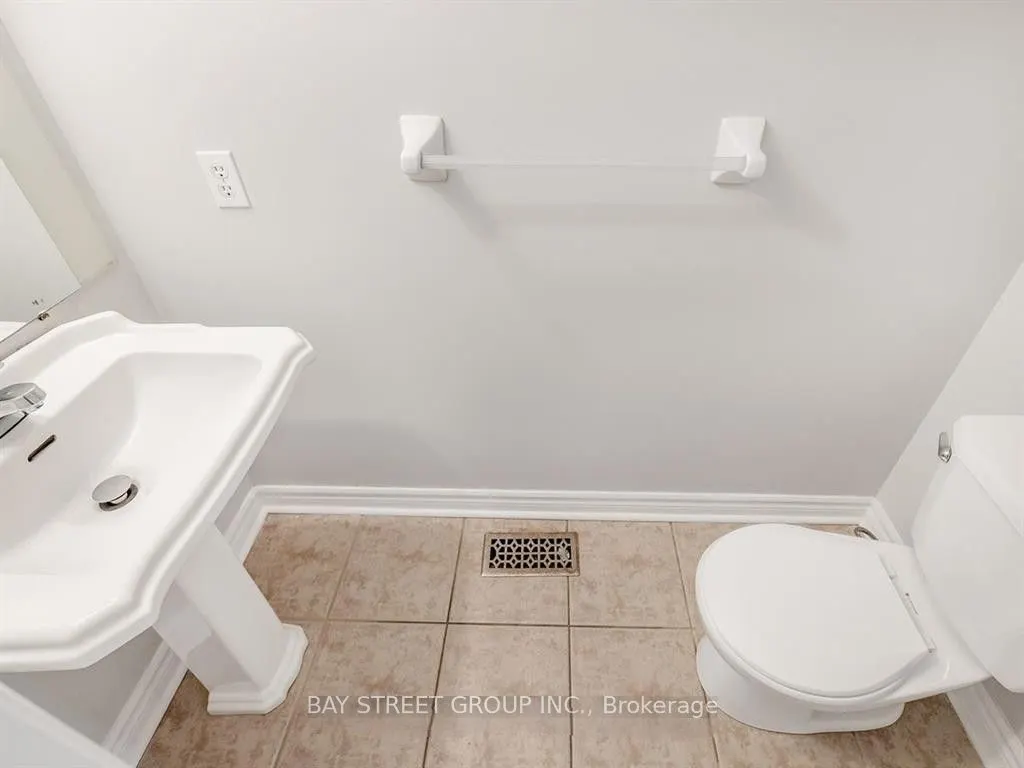 81 Village Vista Way