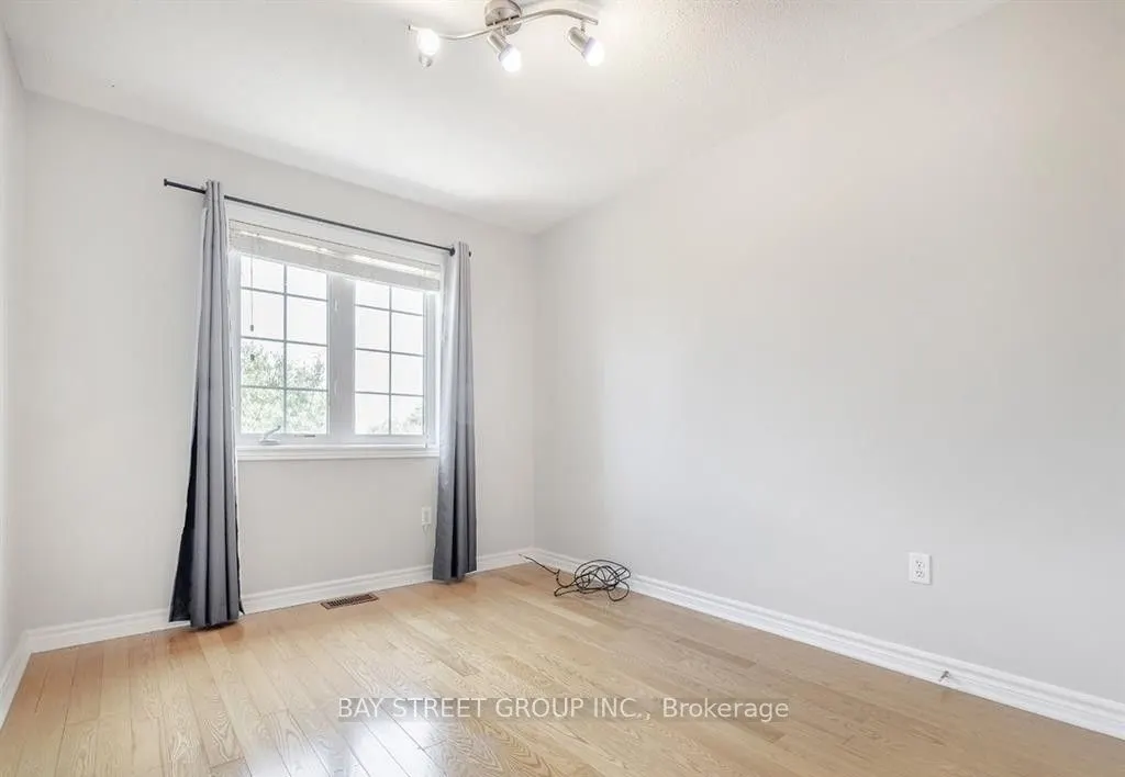 81 Village Vista Way