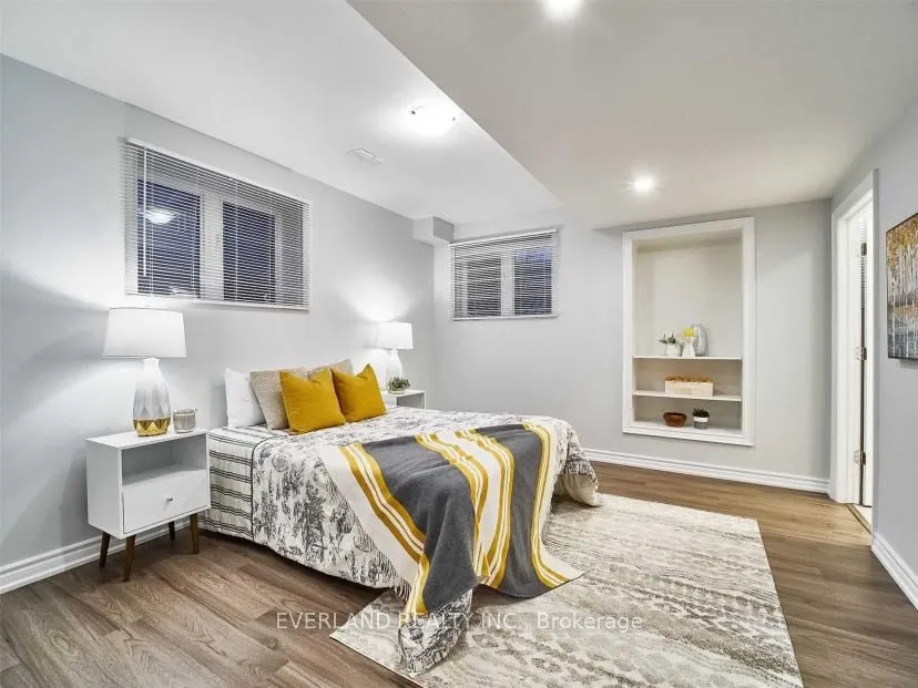 8 Tarmack Drive, #Bsmt