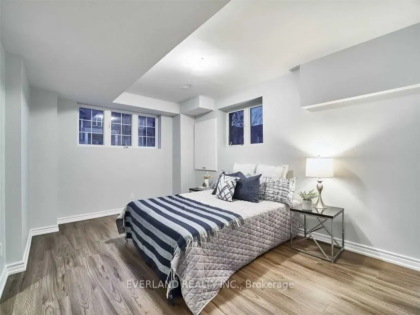 8 Tarmack Drive, #Bsmt