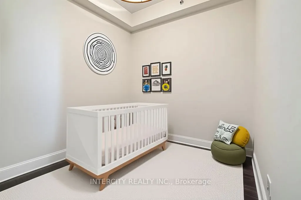 520 Steeles Avenue W, #1102