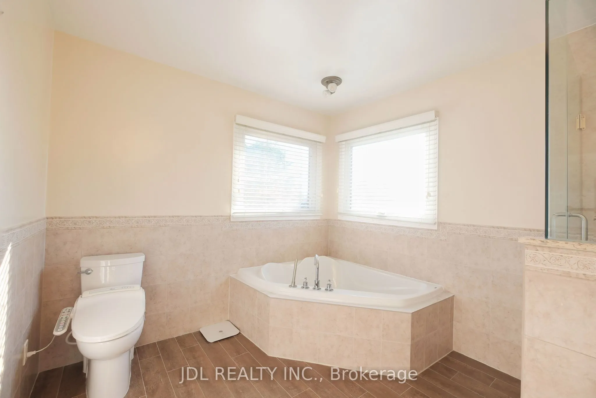 53 Fern Valley Crescent