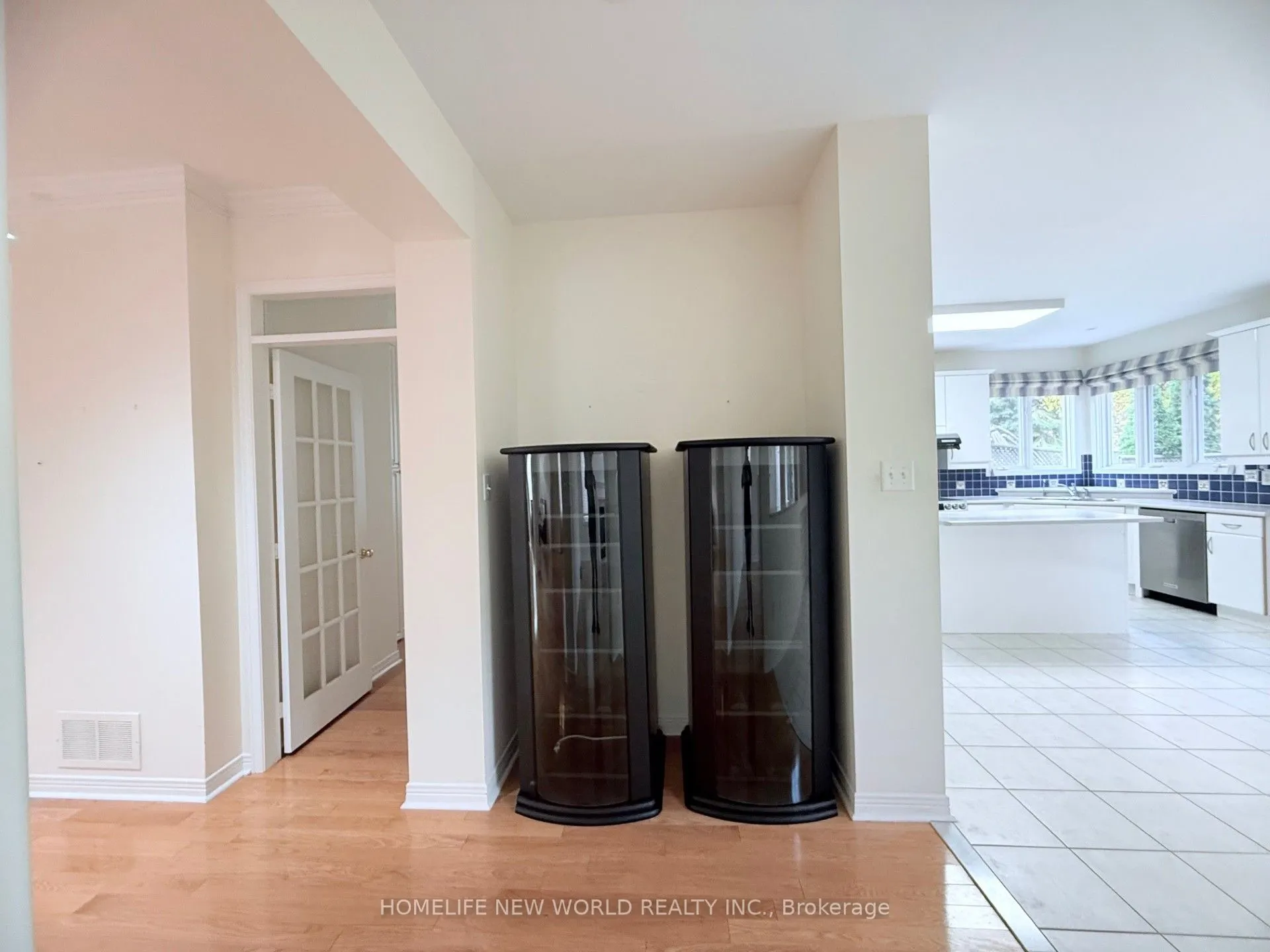 77 Burndenford Crescent