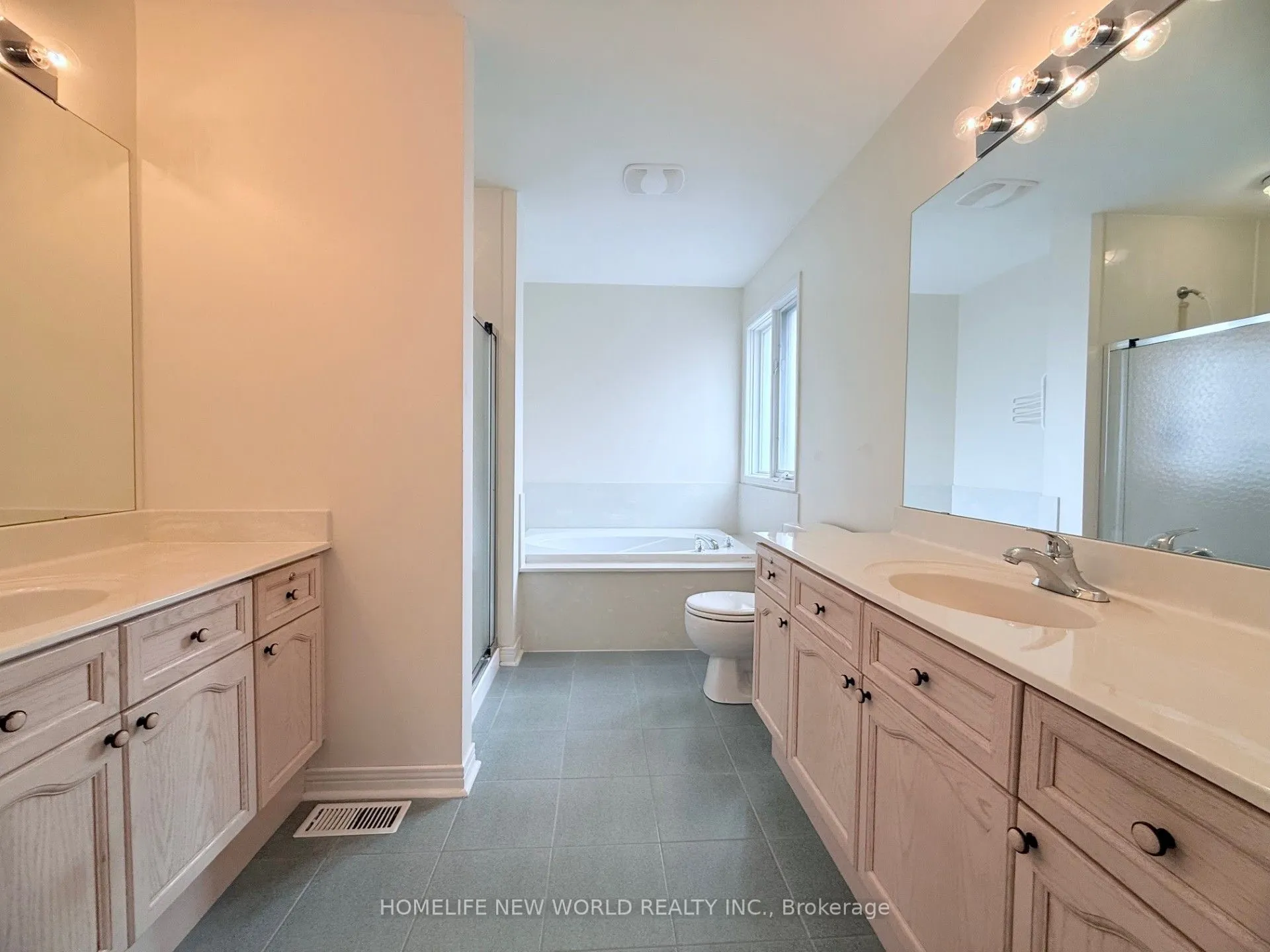 77 Burndenford Crescent