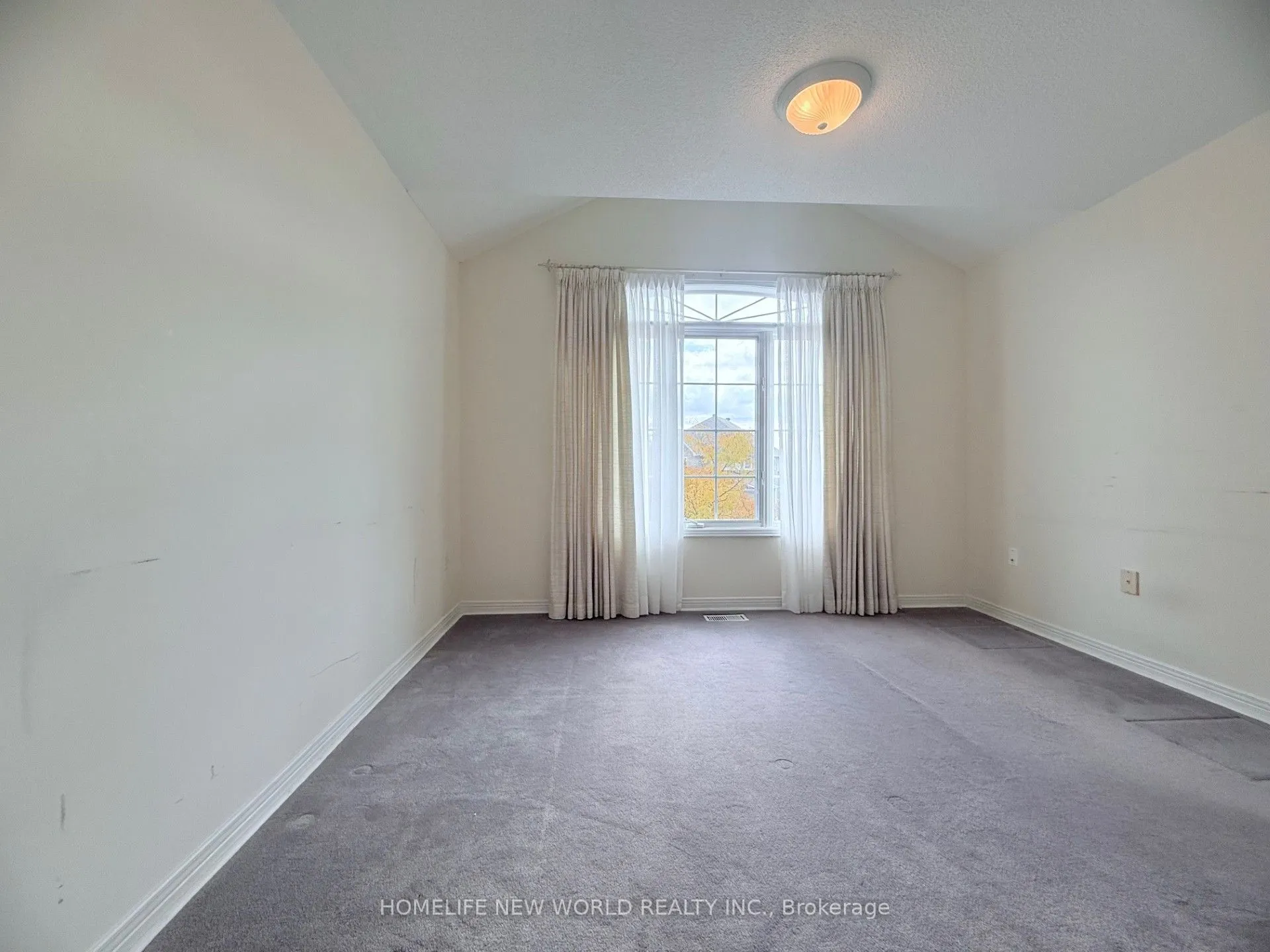 77 Burndenford Crescent