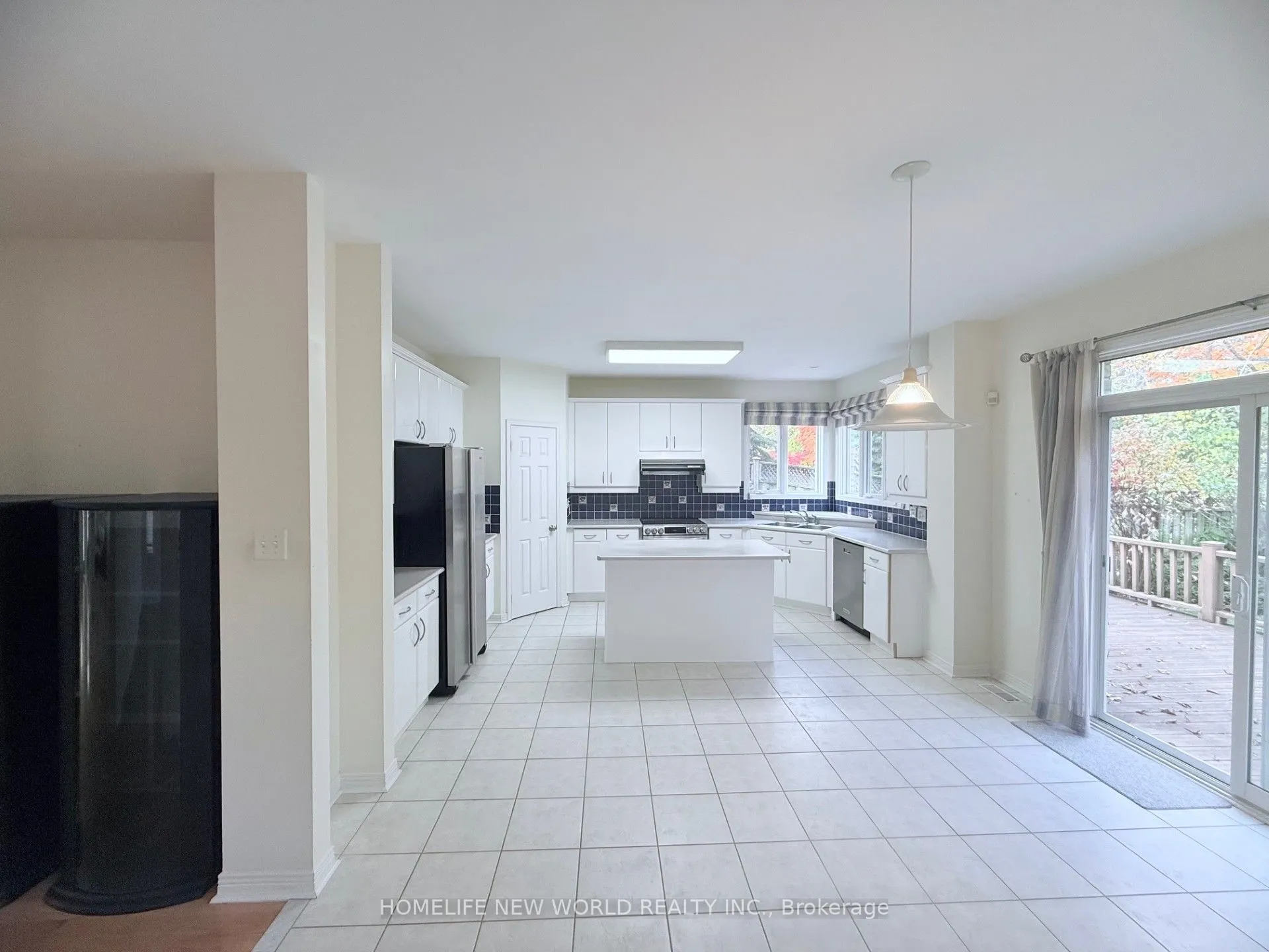 77 Burndenford Crescent