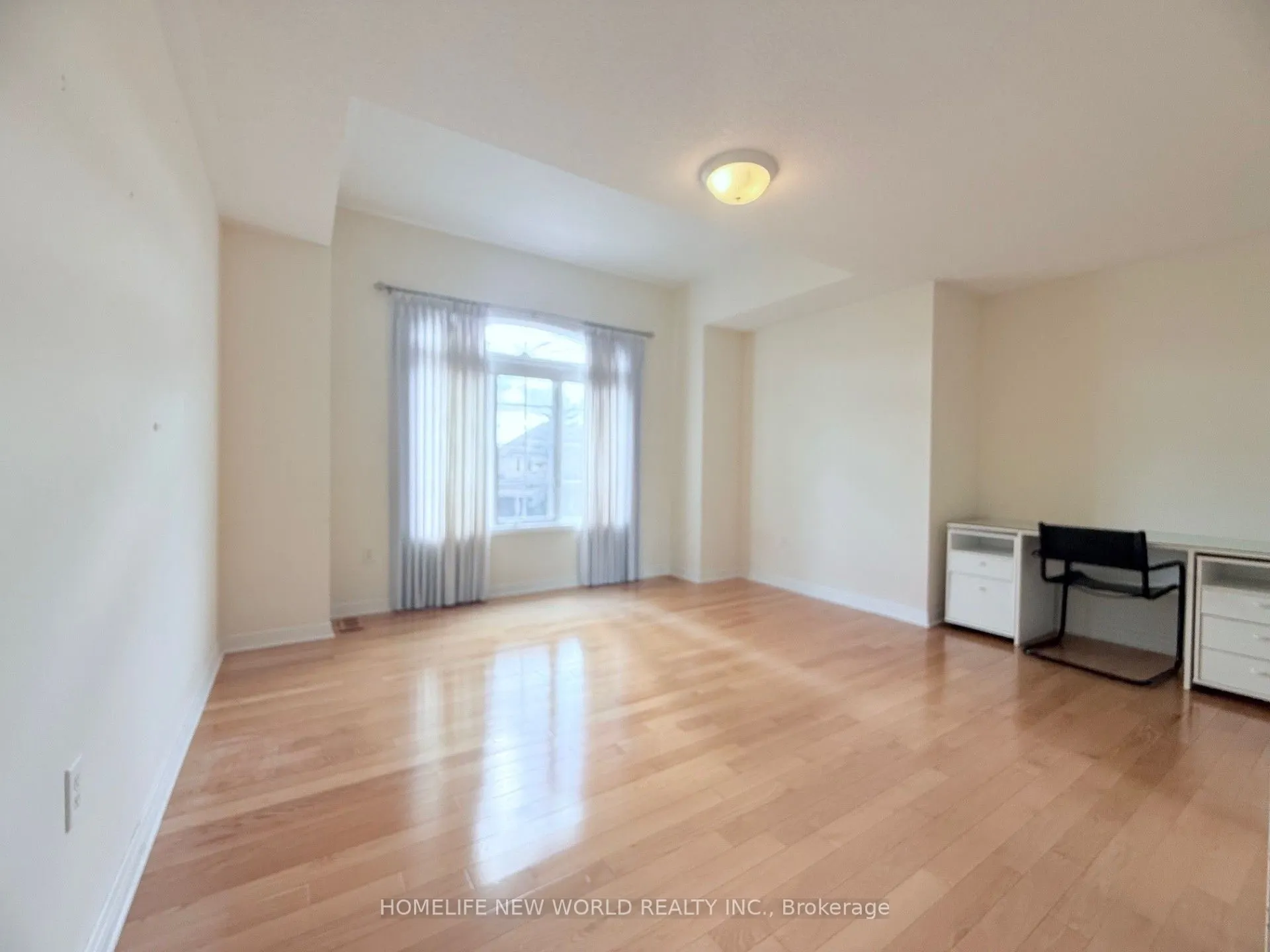 77 Burndenford Crescent