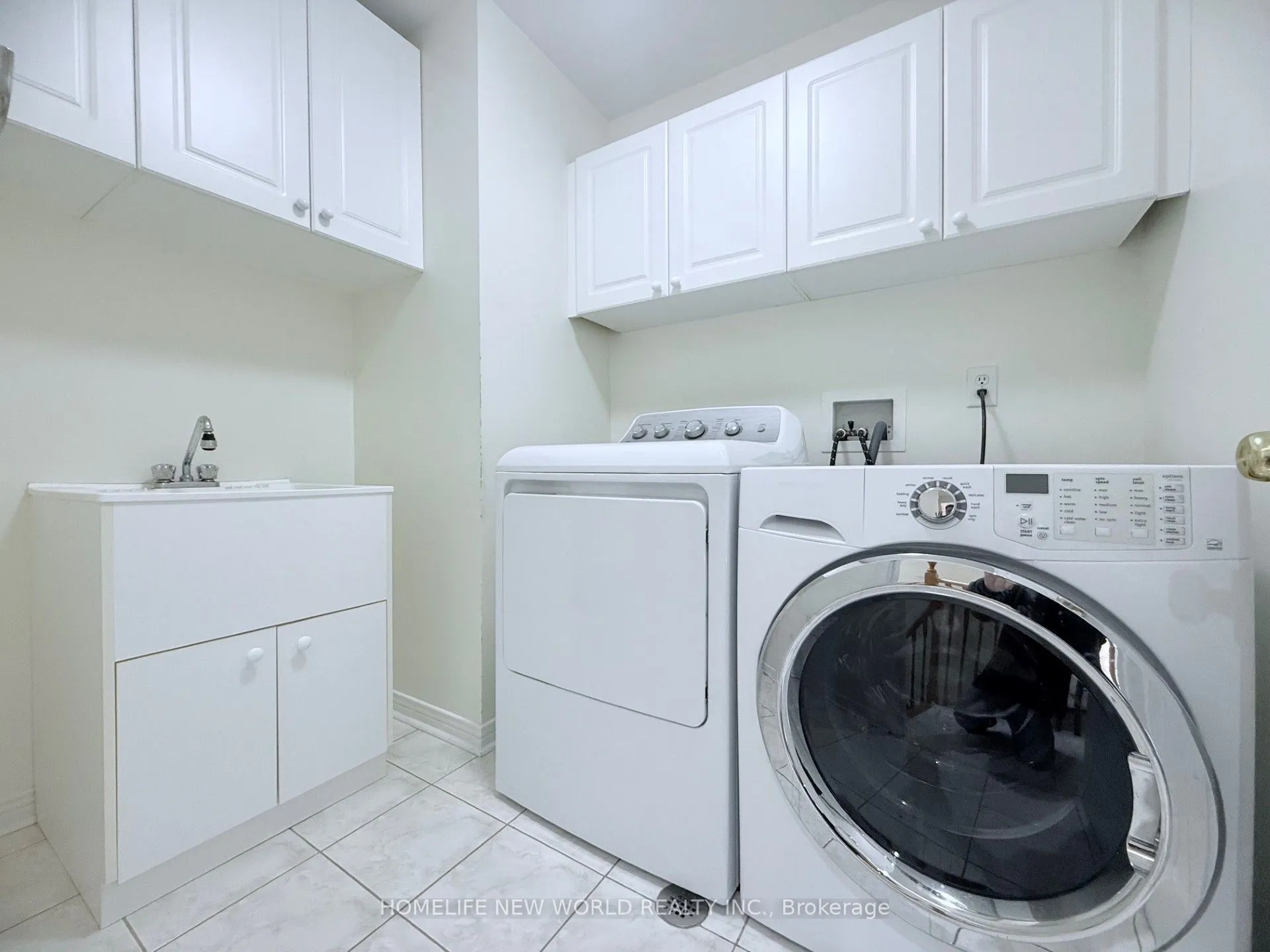 77 Burndenford Crescent