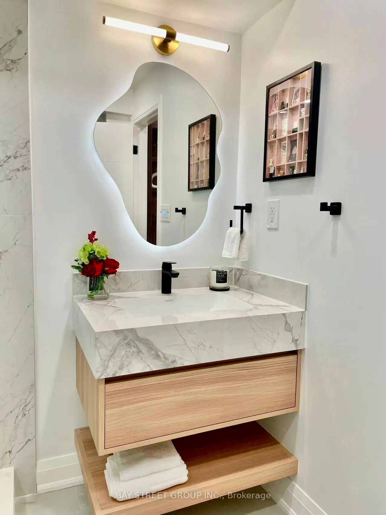 160 WILLIAM BOOTH Avenue