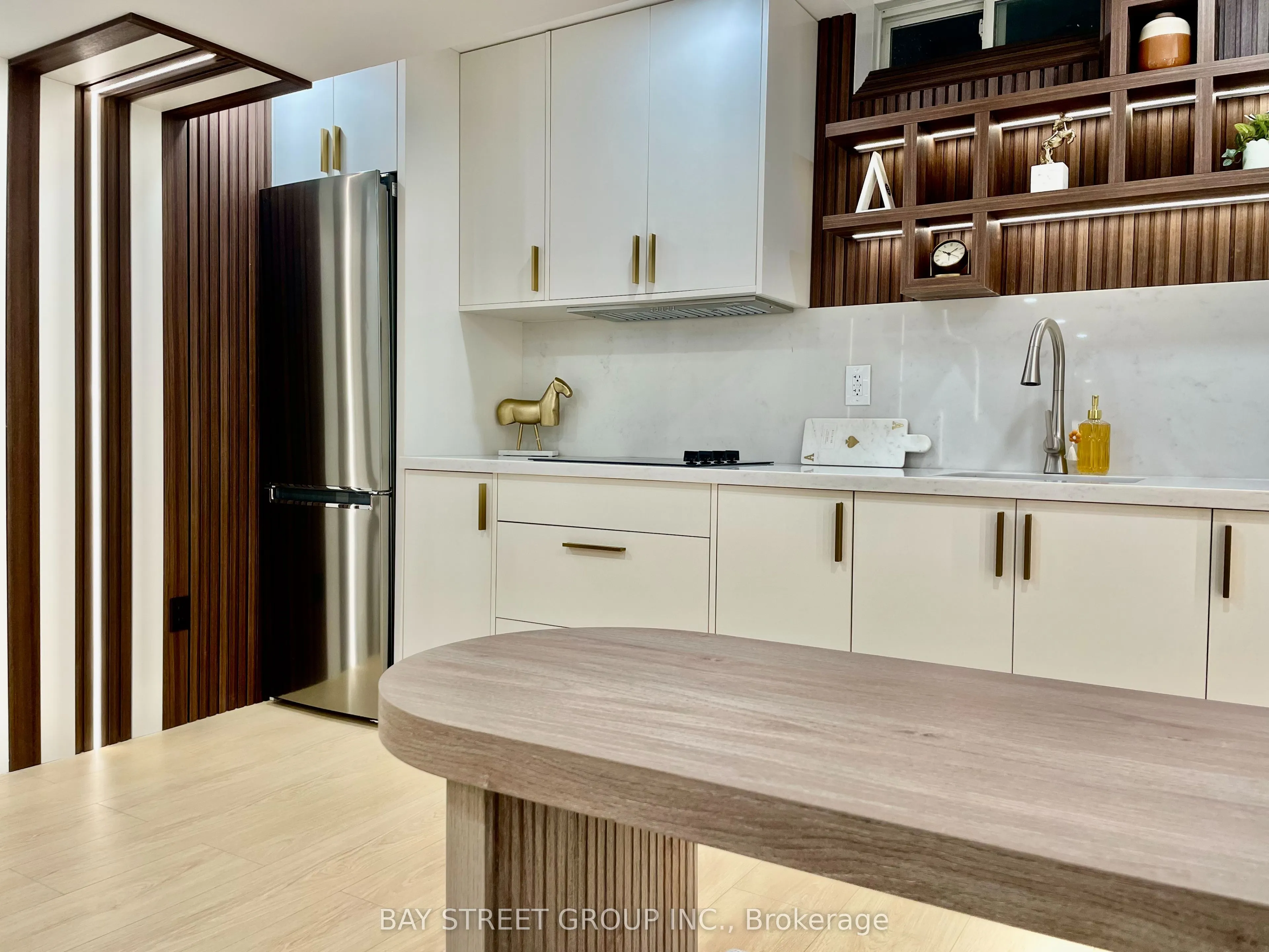 160 WILLIAM BOOTH Avenue