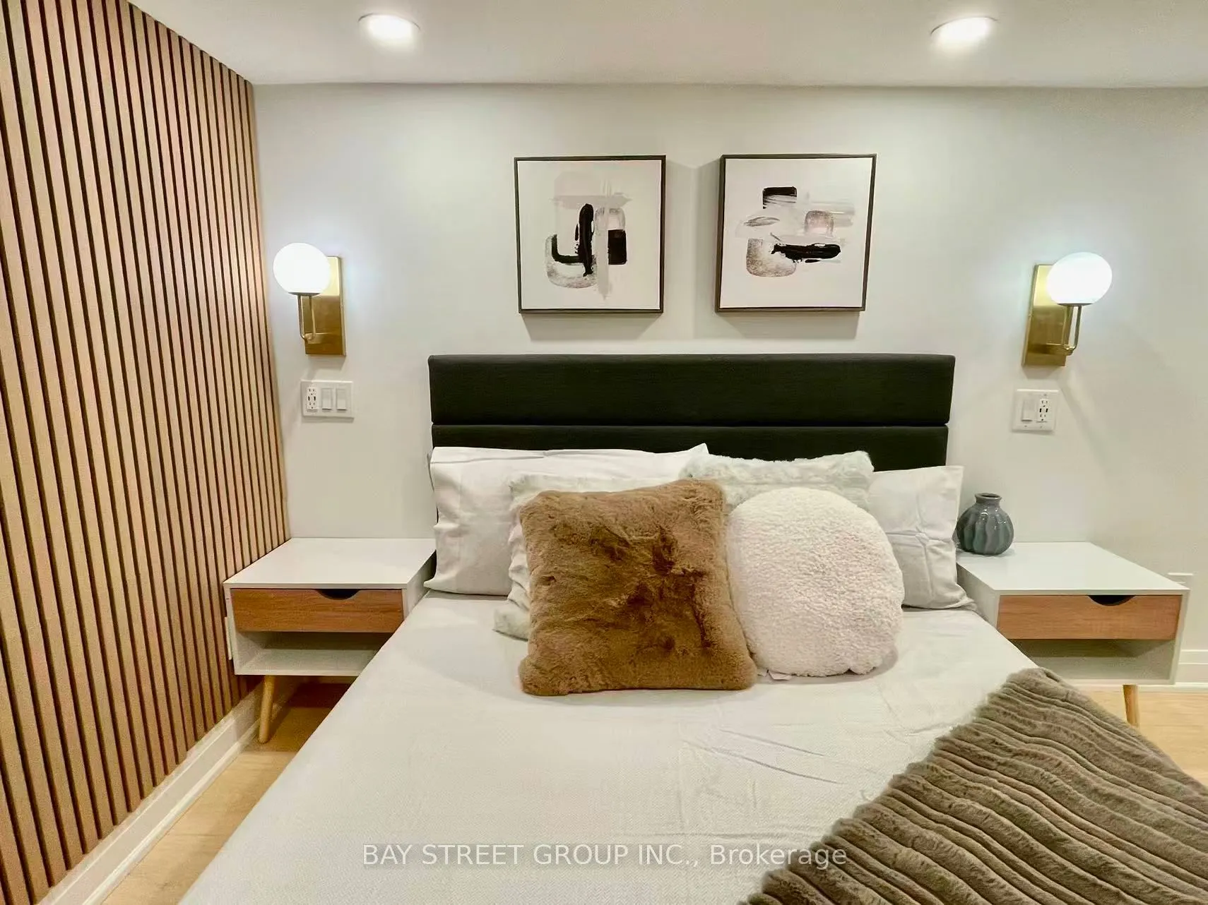 160 WILLIAM BOOTH Avenue