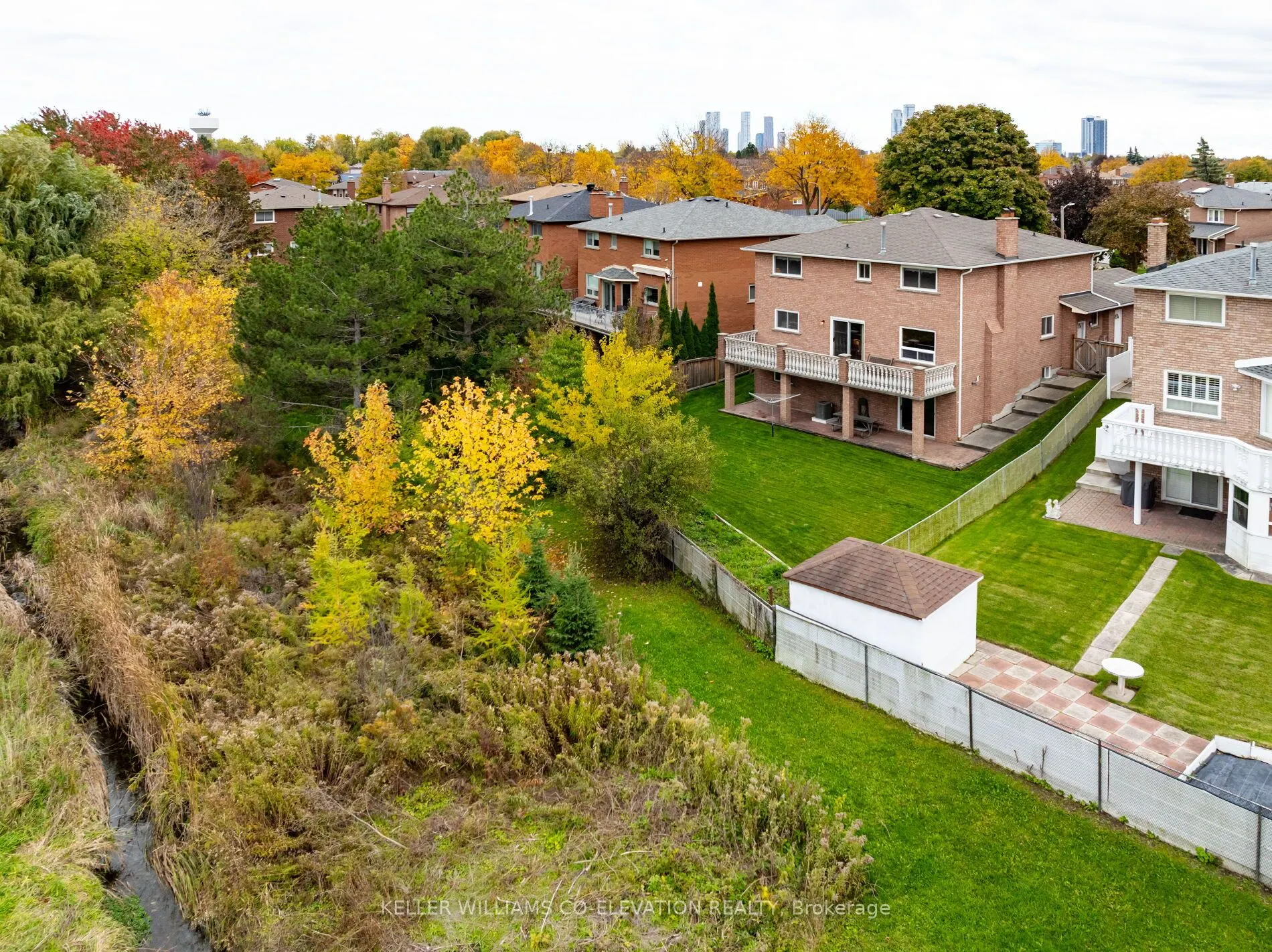 73 Queenston Crescent