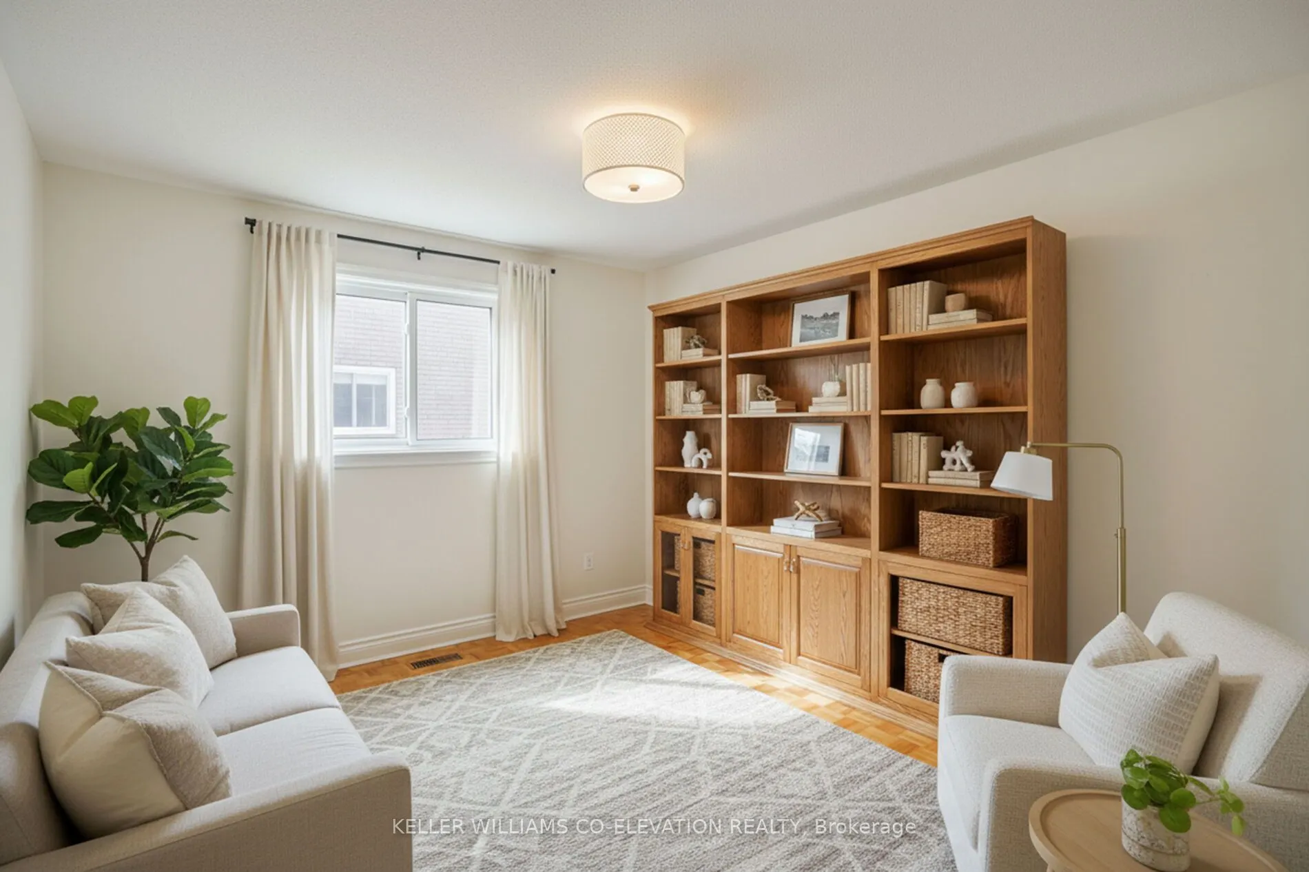 73 Queenston Crescent