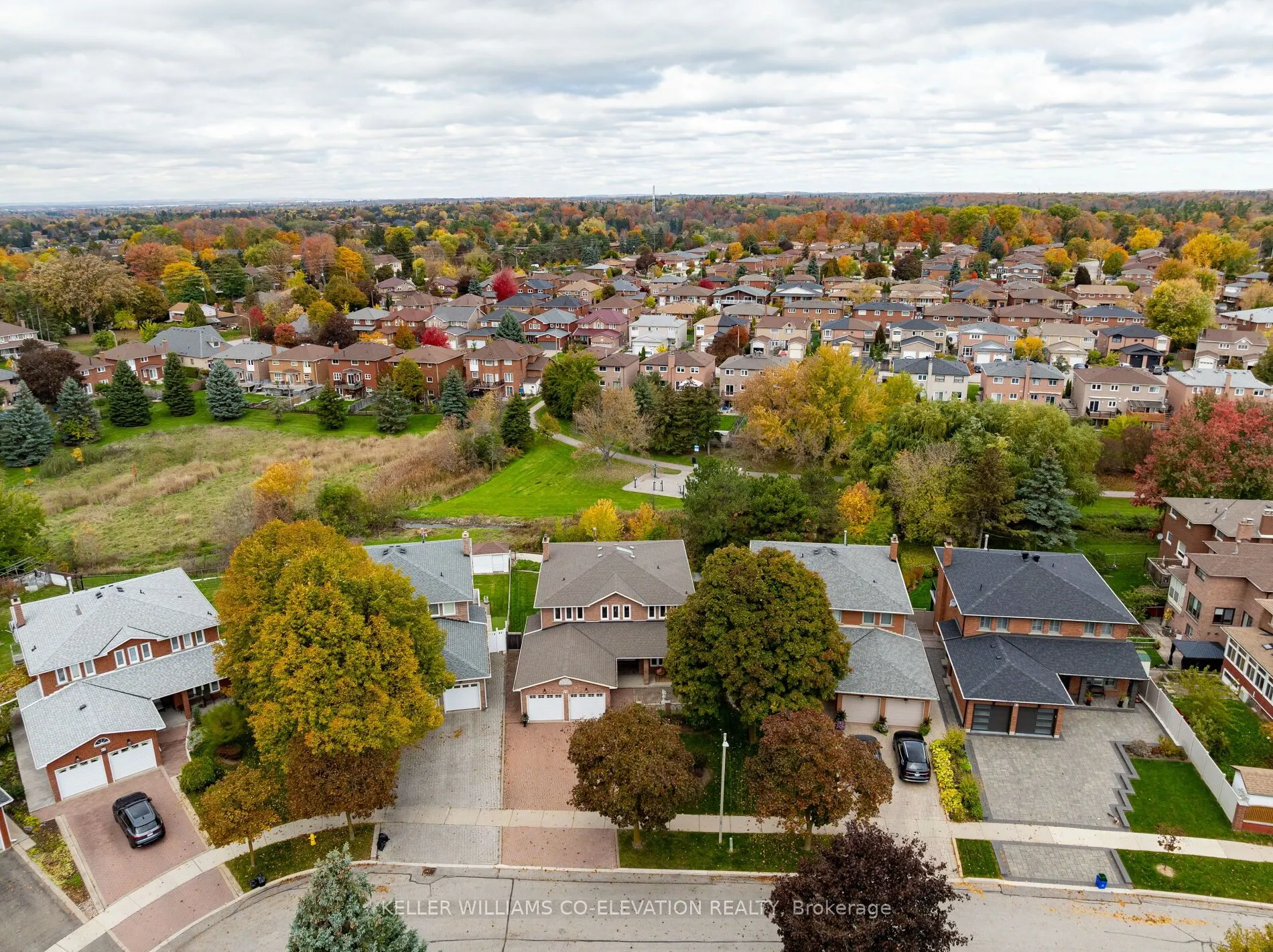 73 Queenston Crescent