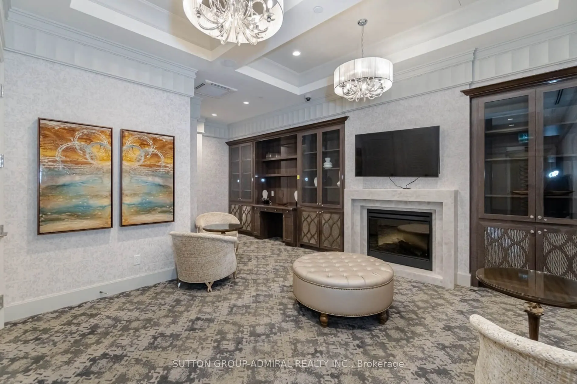 9075 Jane Street, #216