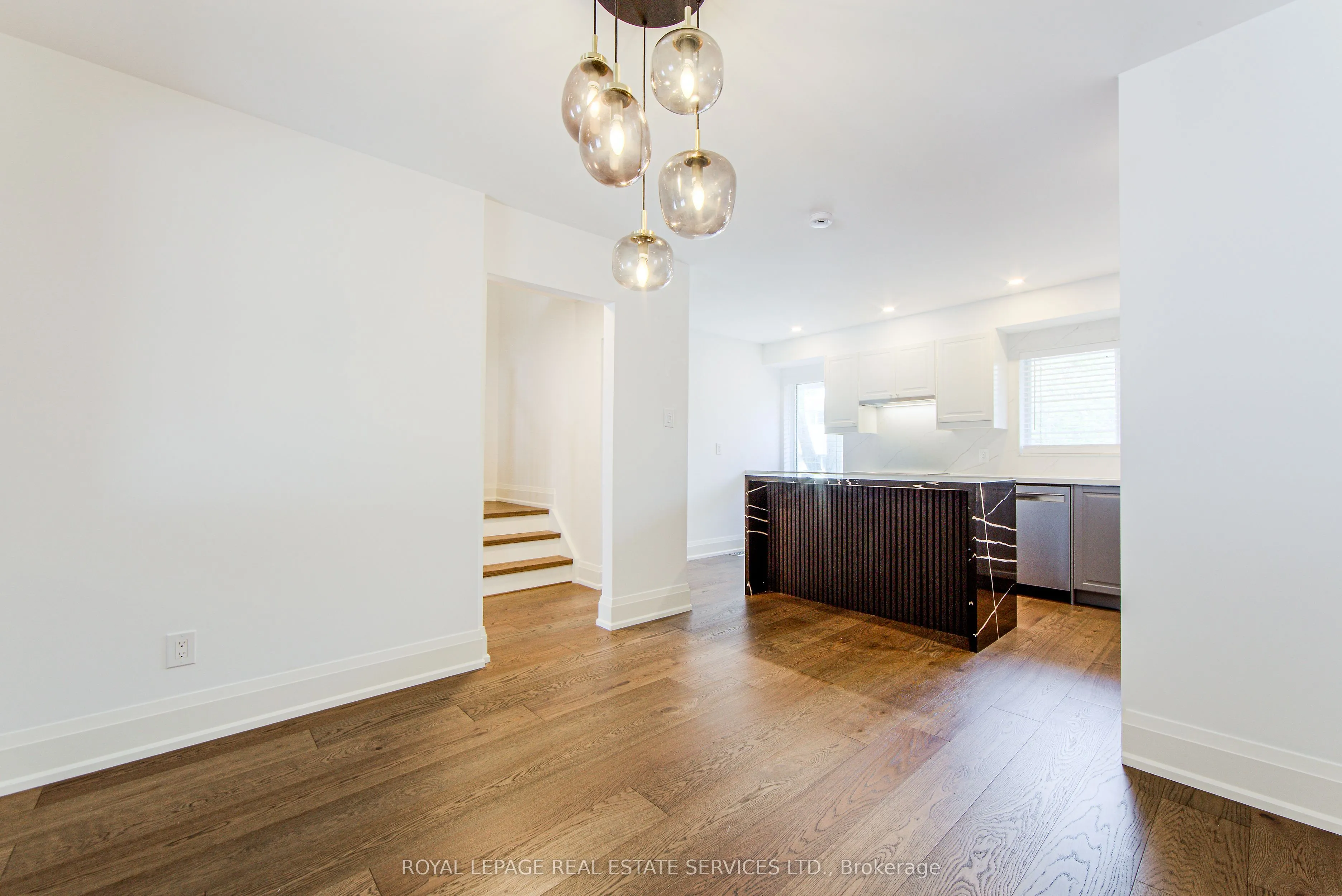 27 Poplar Crescent, #20