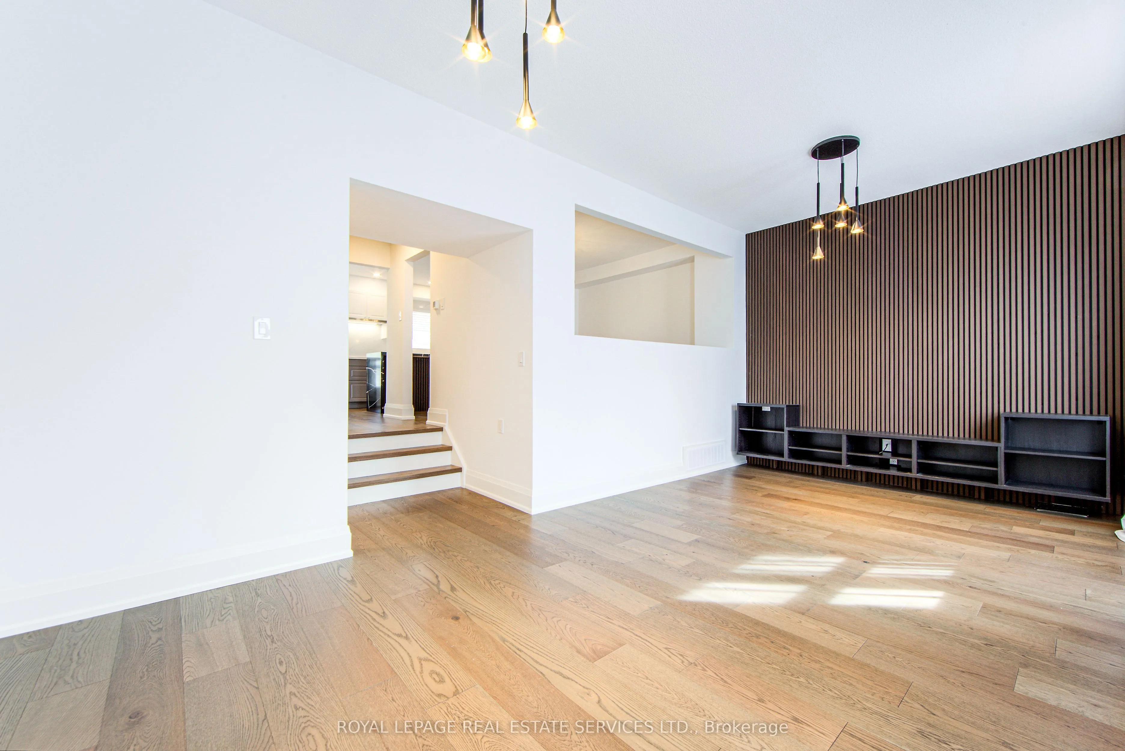 27 Poplar Crescent, #20