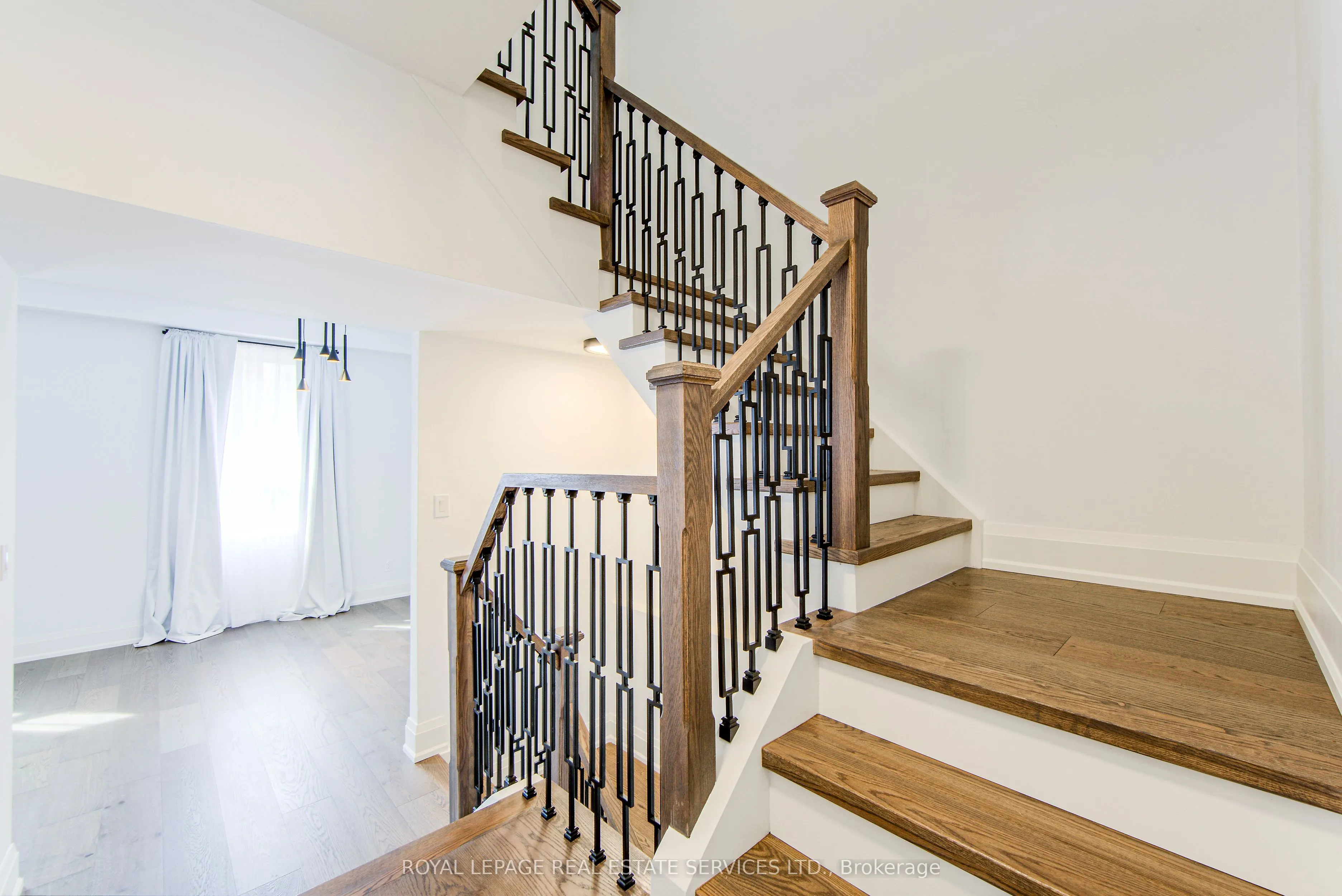 27 Poplar Crescent, #20