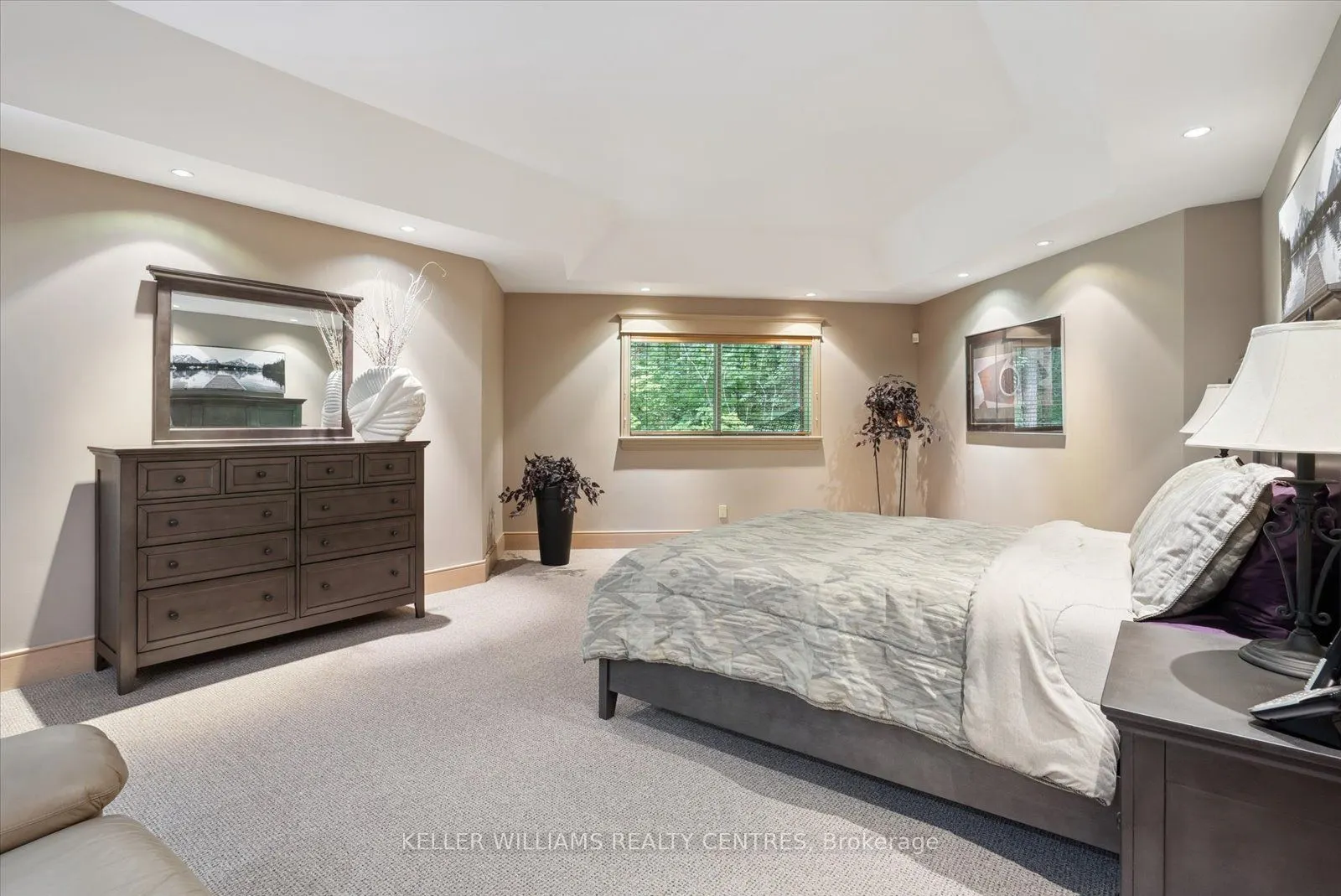 6 Country Heights Drive