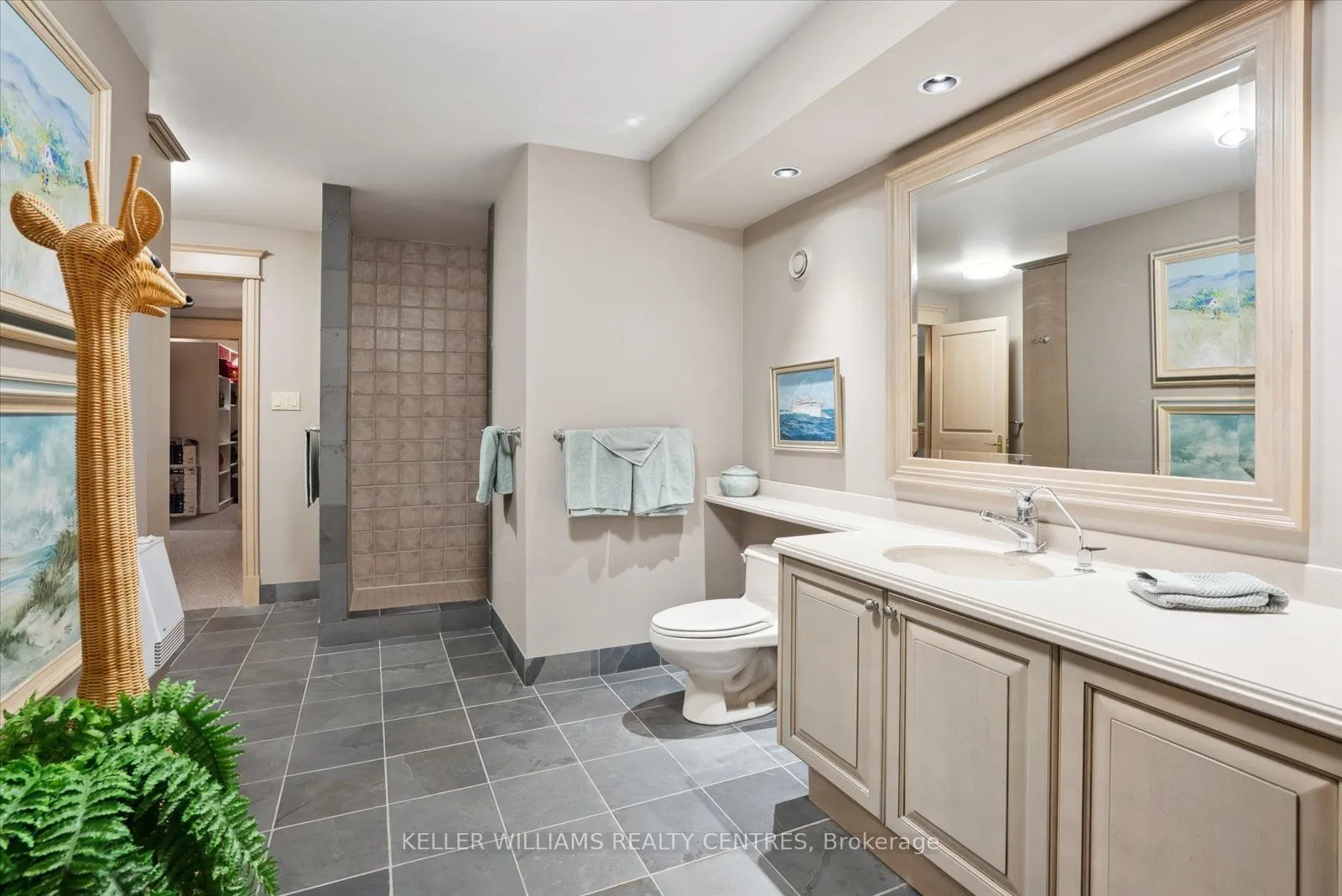 6 Country Heights Drive