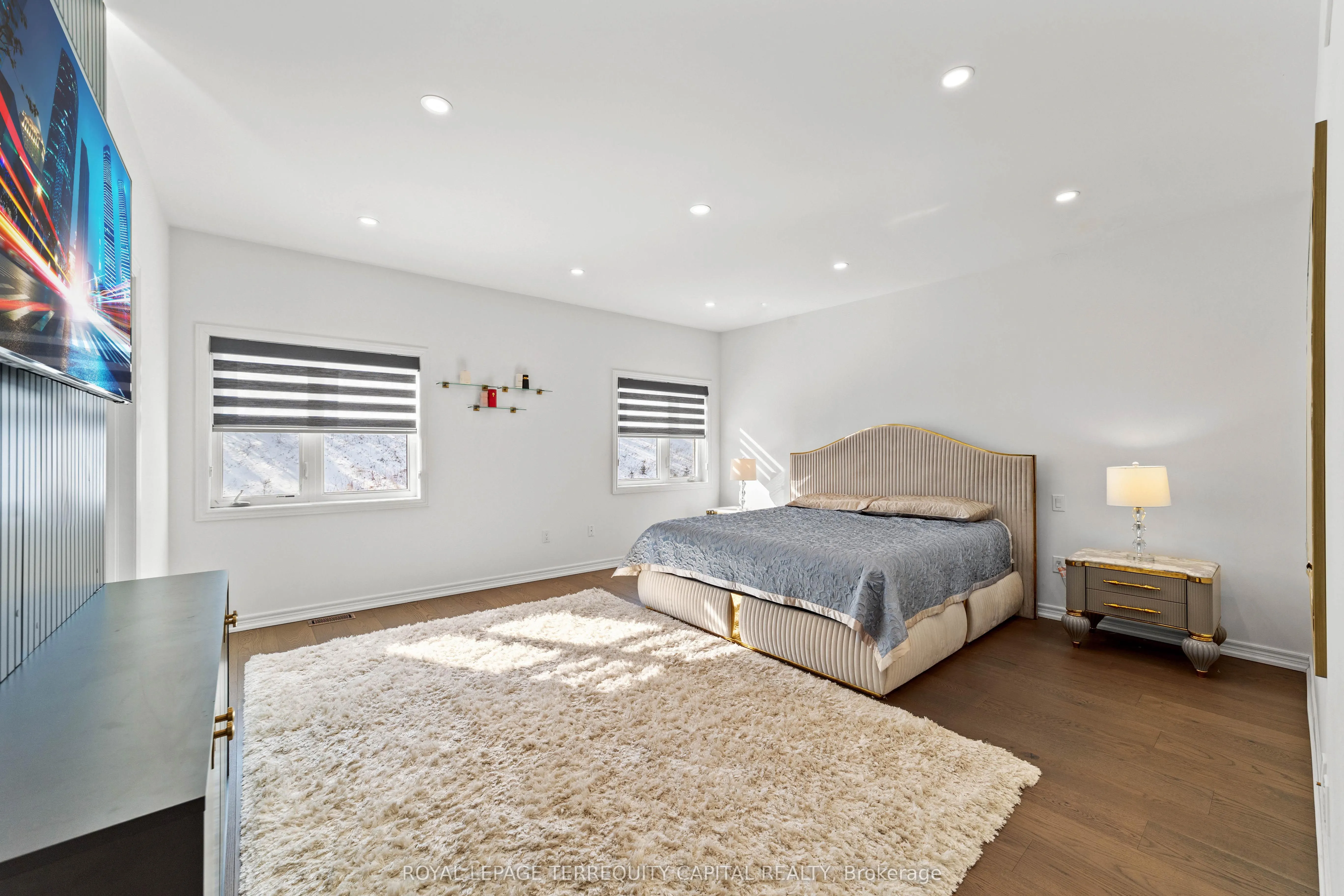 144 Pine Hill Crescent