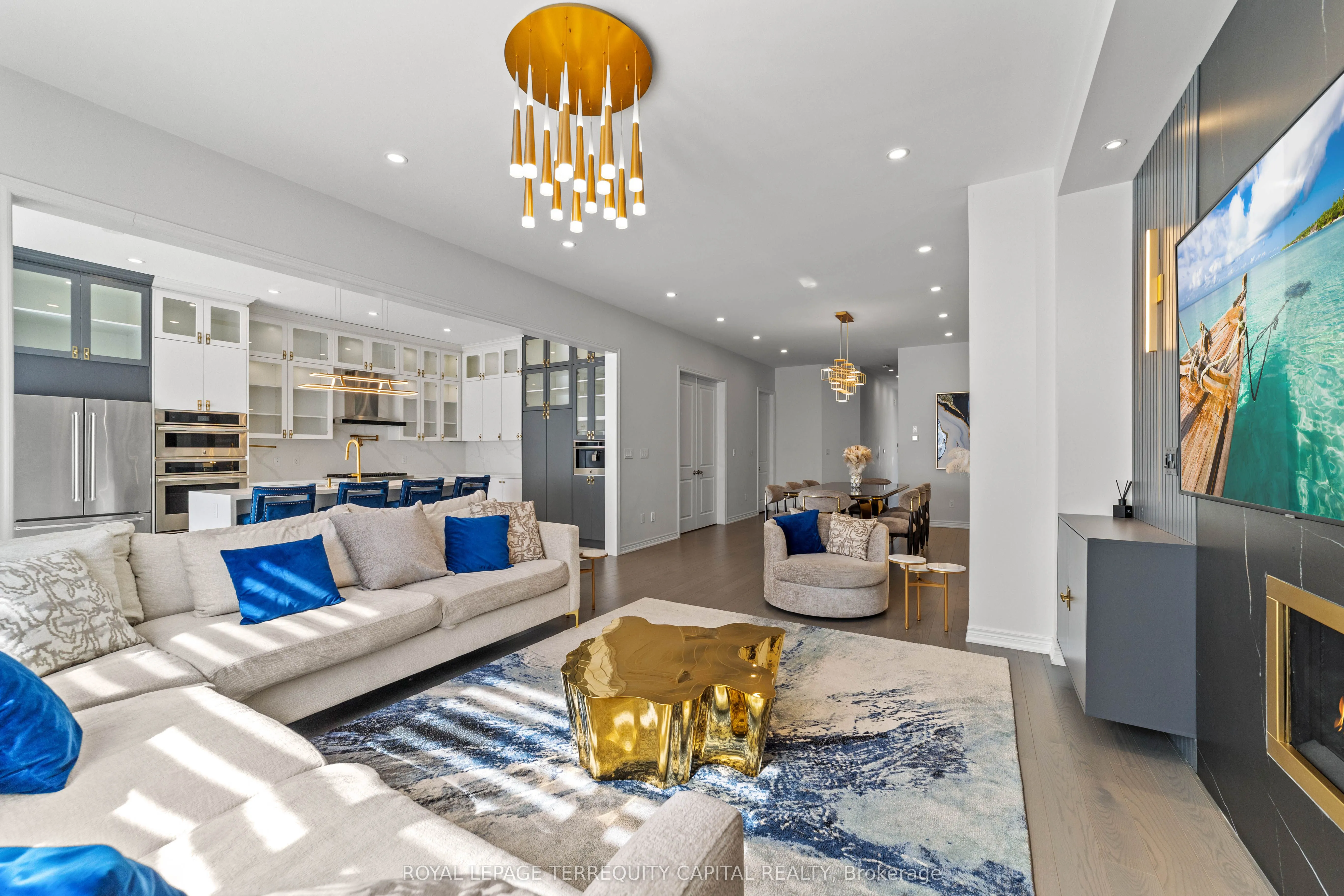 144 Pine Hill Crescent