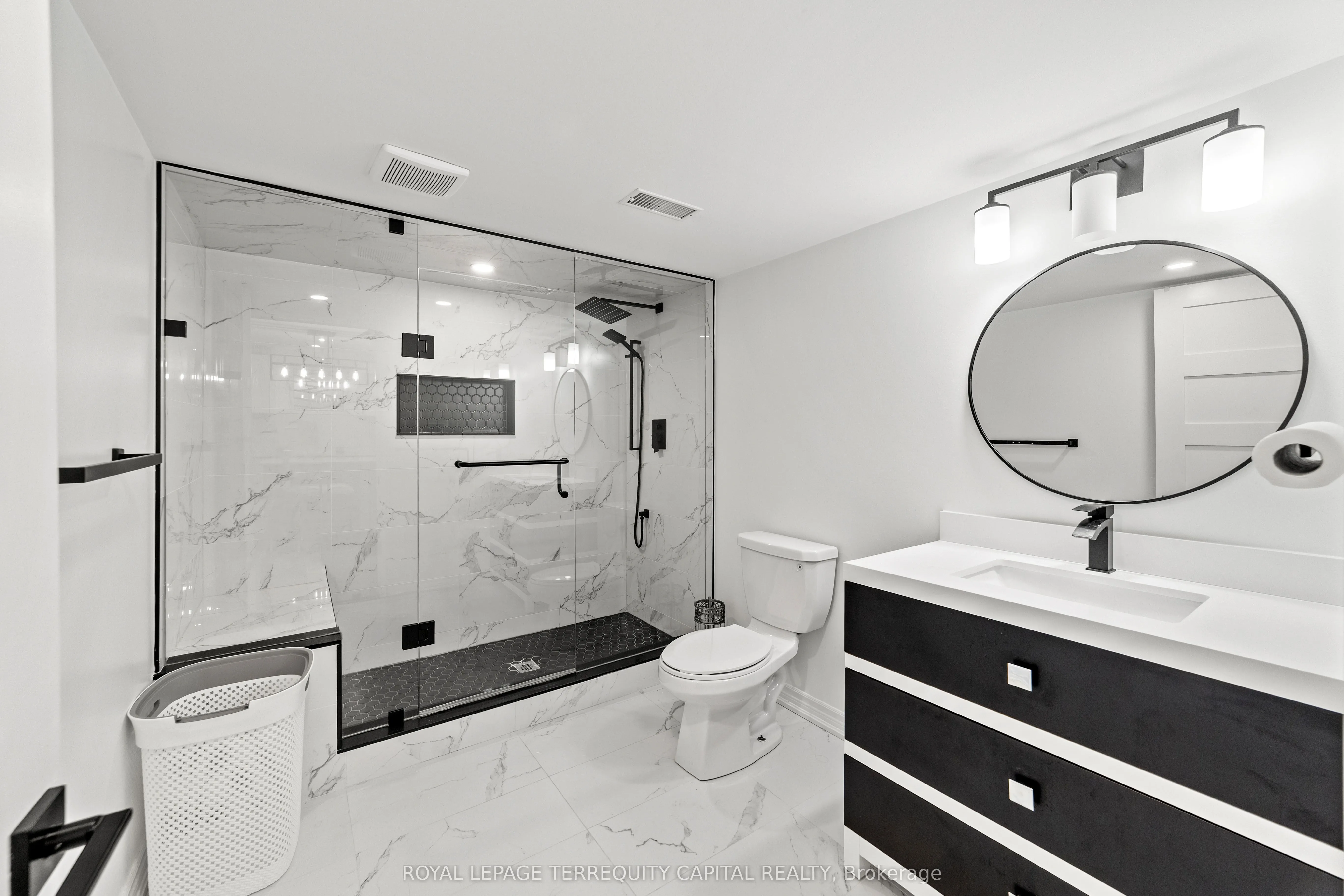 144 Pine Hill Crescent