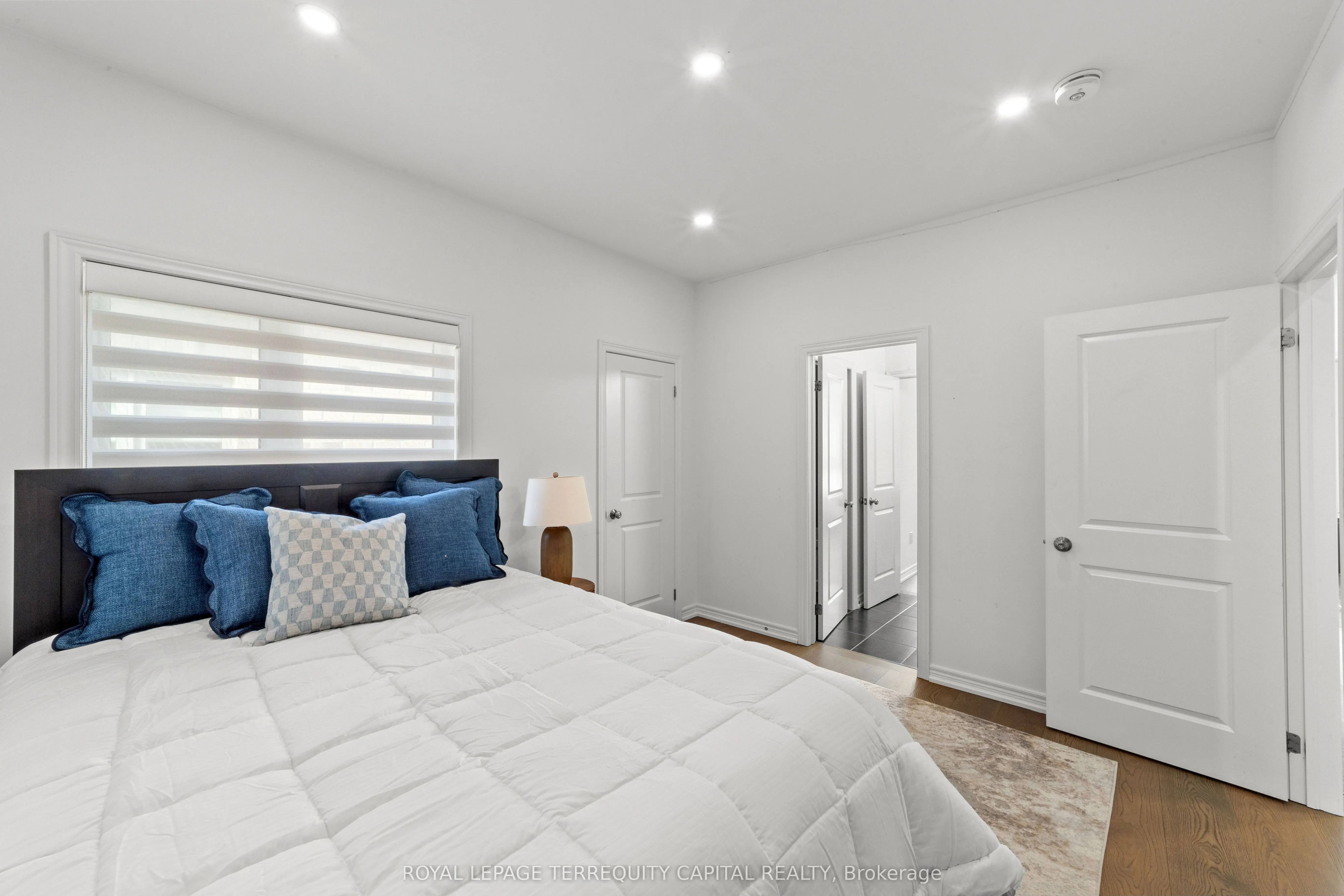 144 Pine Hill Crescent