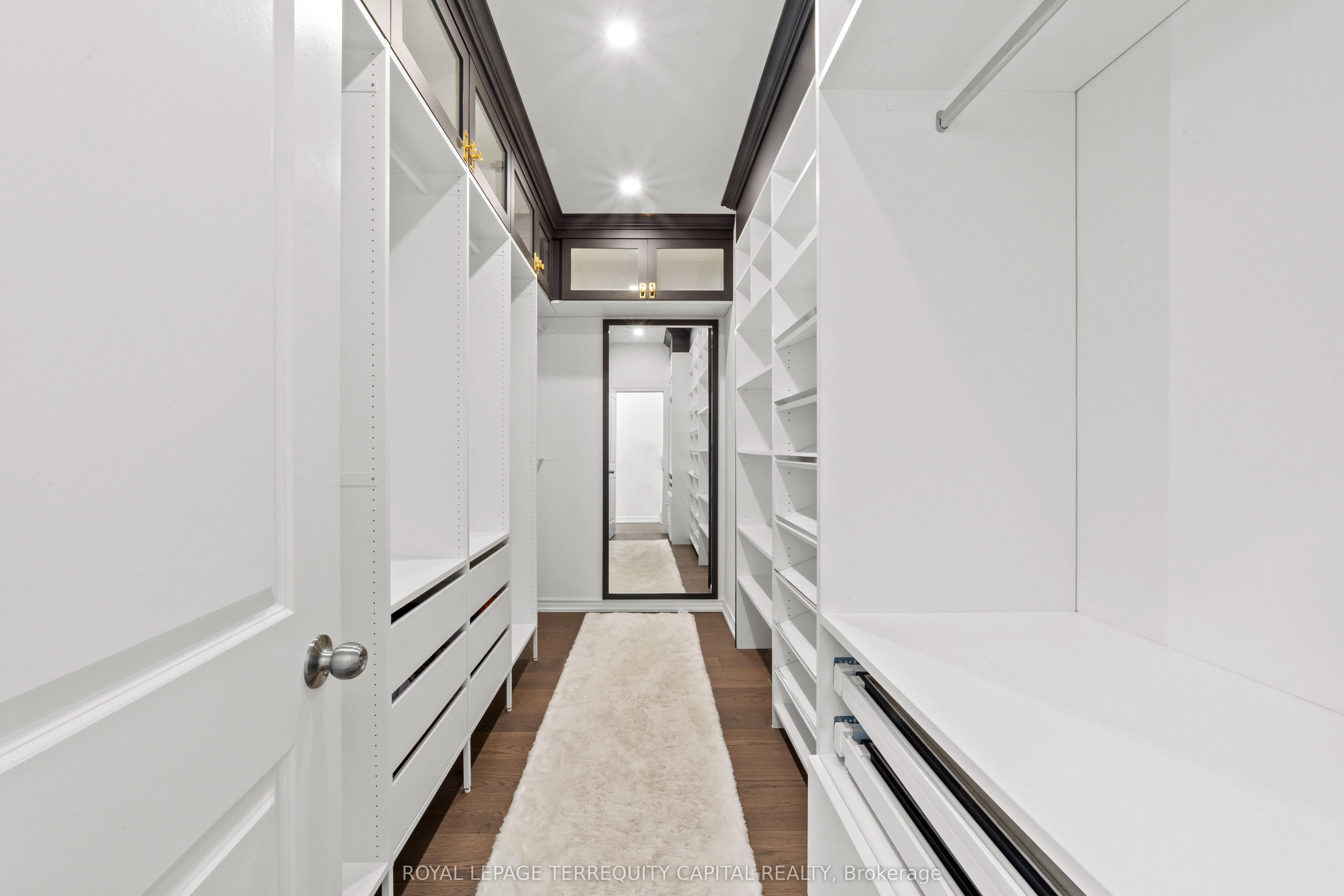 144 Pine Hill Crescent