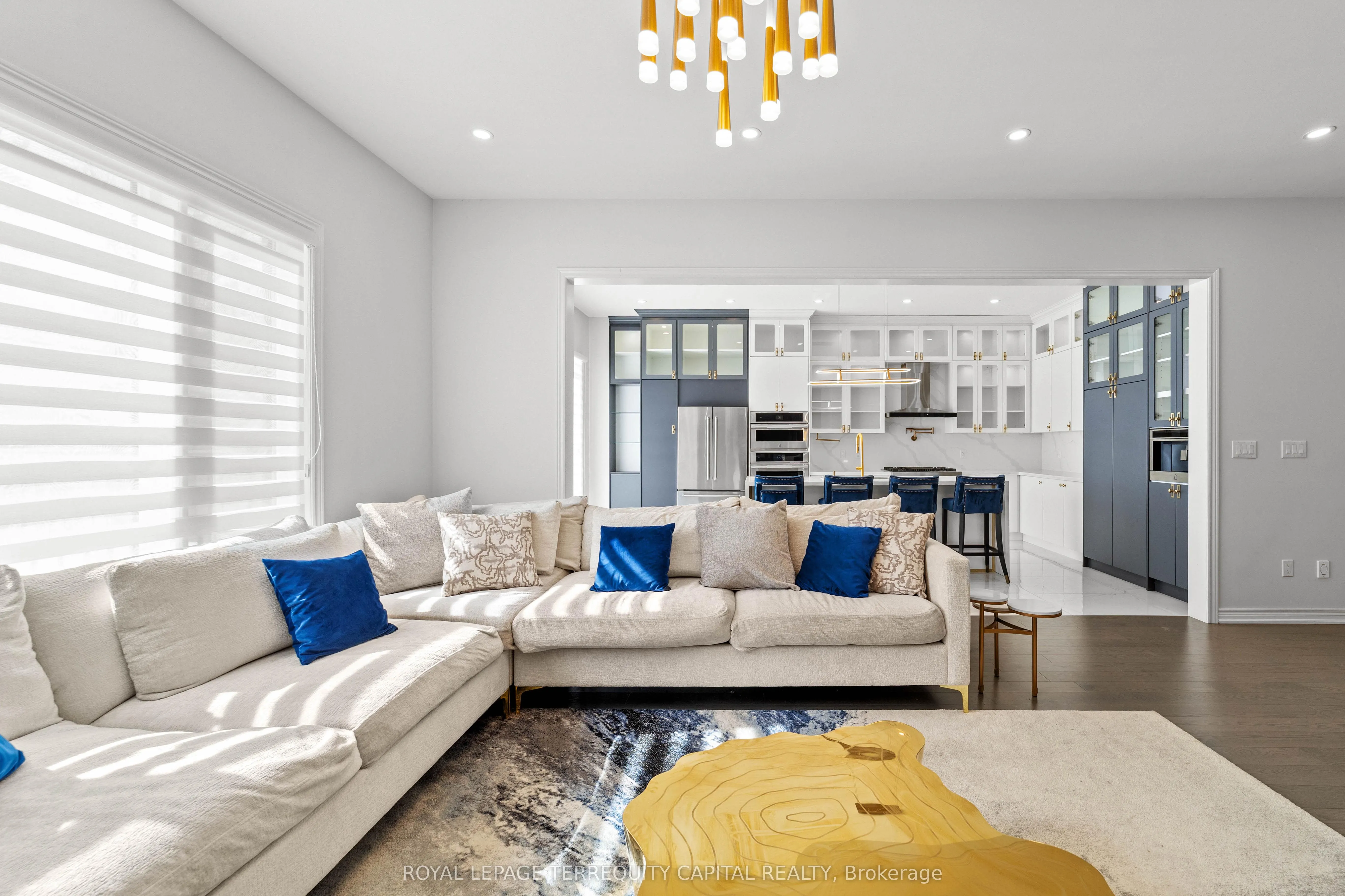 144 Pine Hill Crescent