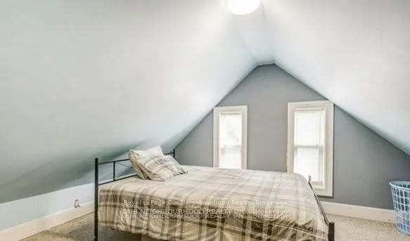 81 Wellington Street E