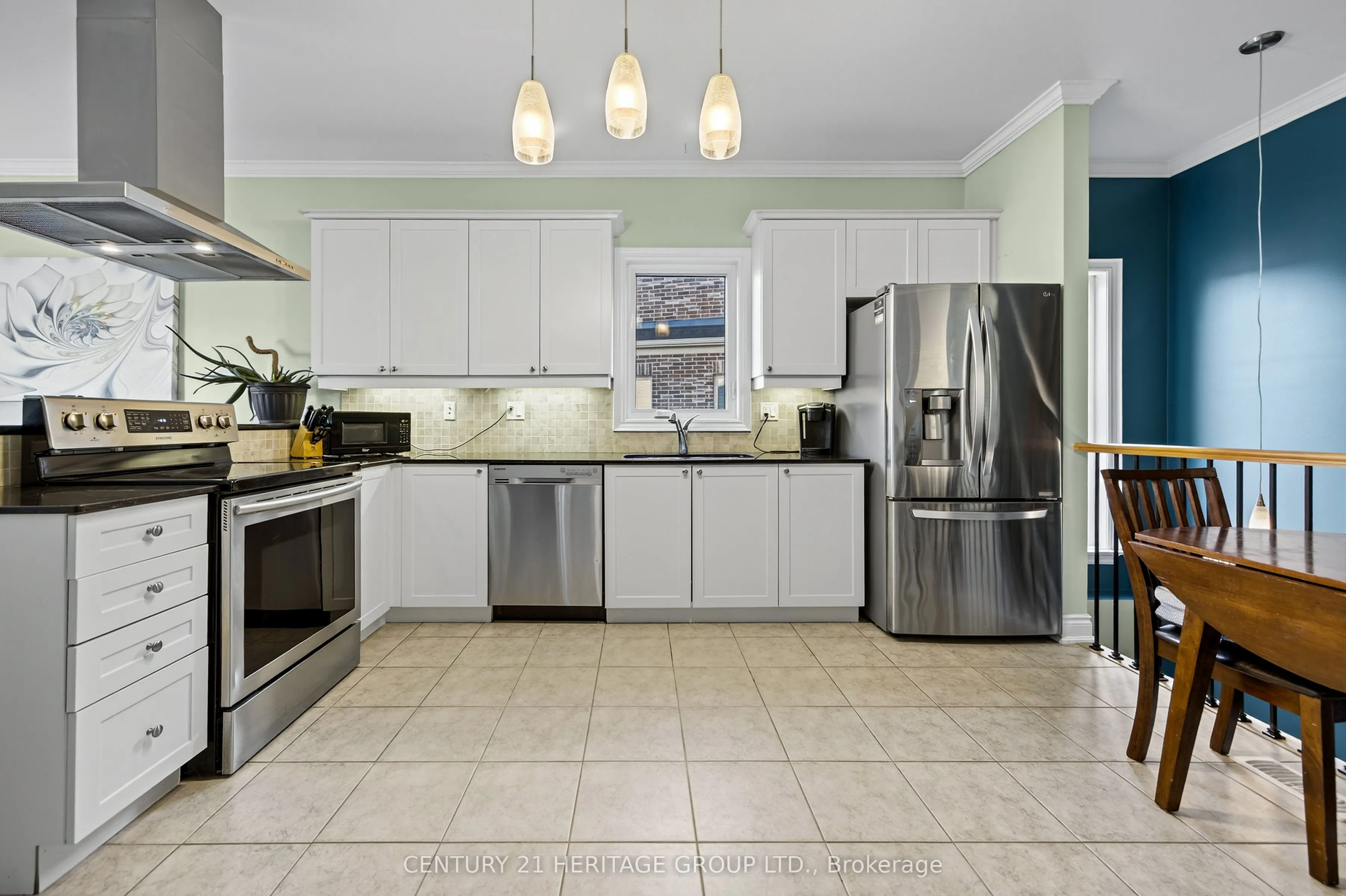 59 Kingsmere Crescent