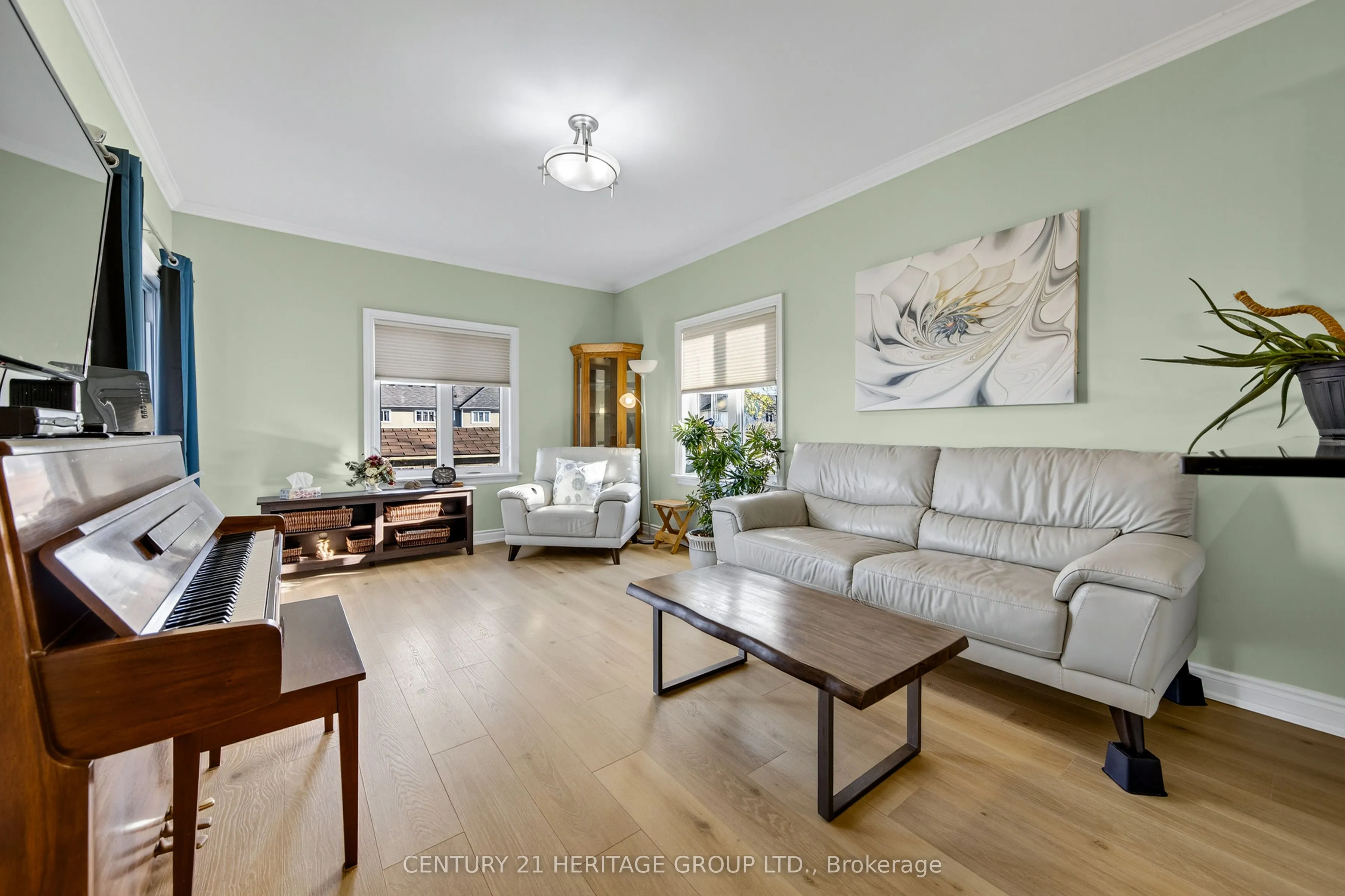 59 Kingsmere Crescent